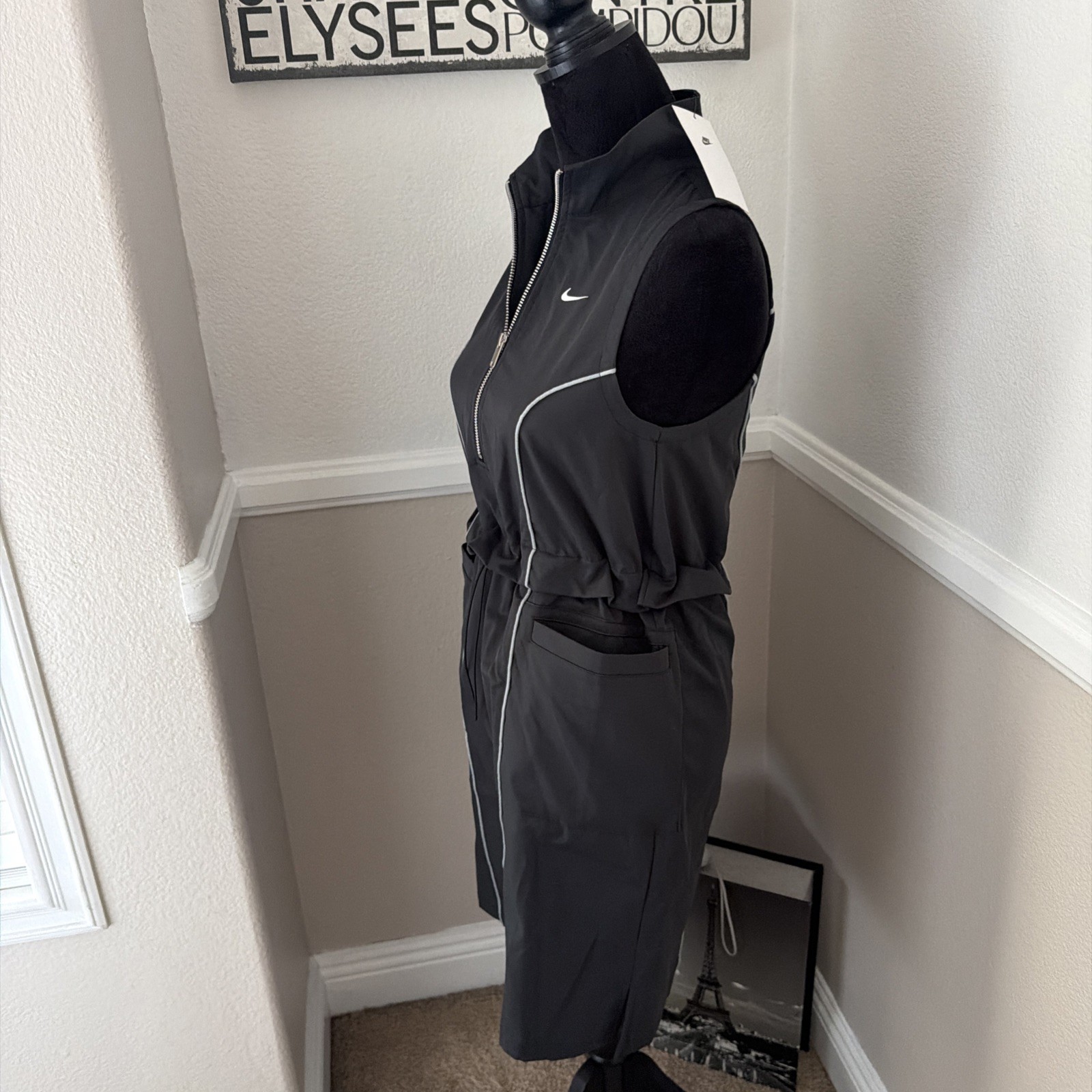 NWT NIKE Street Sleeveless Active Dress Zip Front Above Knee Black Small 4-6 $80
