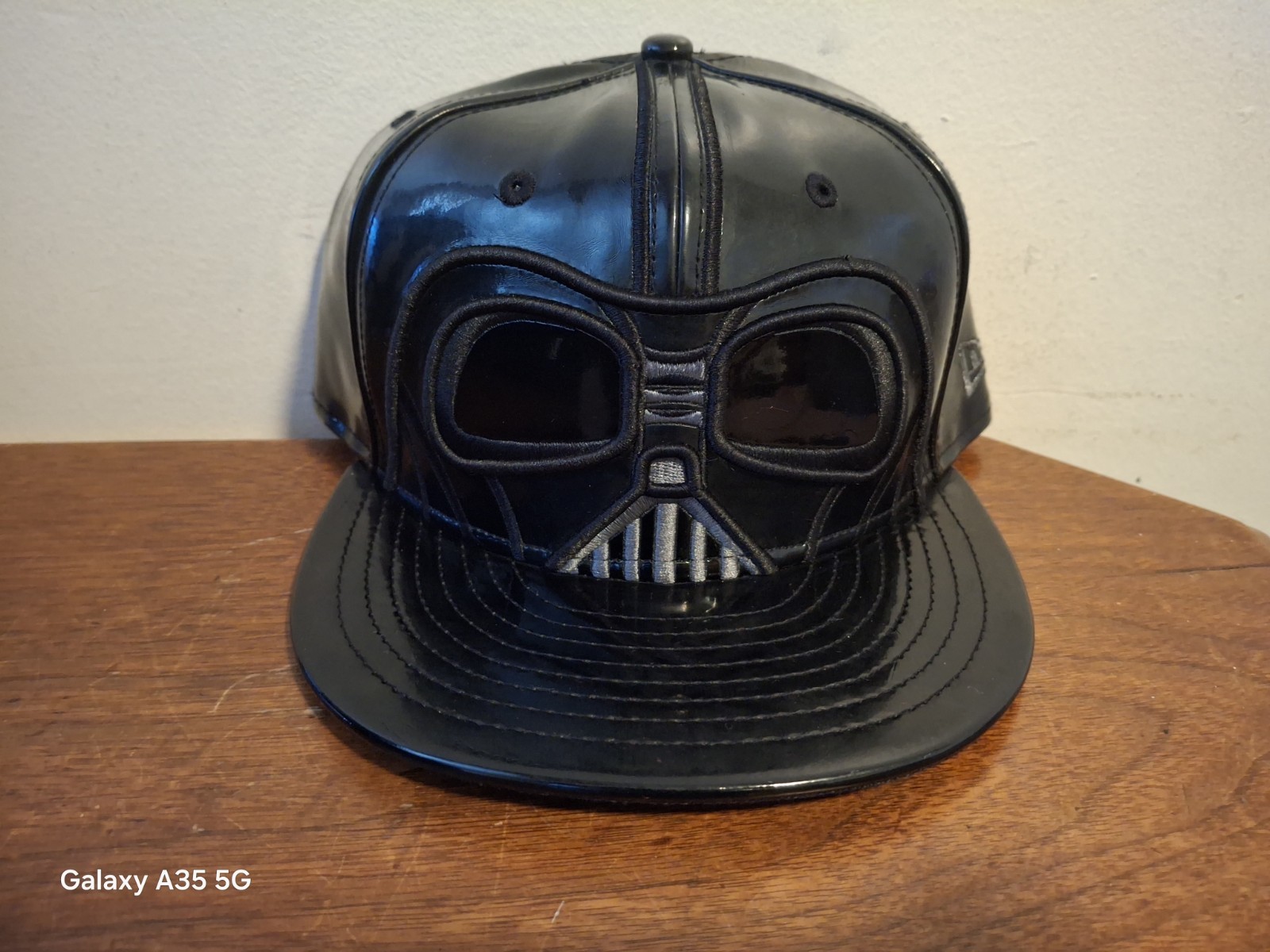 Authentic Collectible Star Wars Darth Vader New Era 59Fifty Fitted Hat 7 1/2
