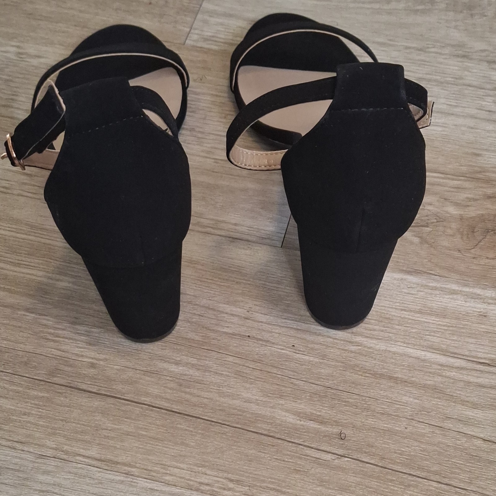 Dream Pairs Strappy Black Ankle Strap Sandals with Buckle Women’s US 10