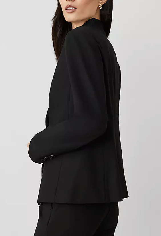NEW ANN TAYLOR BLACK CUTAWAY BI-STRETCH BLAZER JACKET SZ 4P 4 PETITE