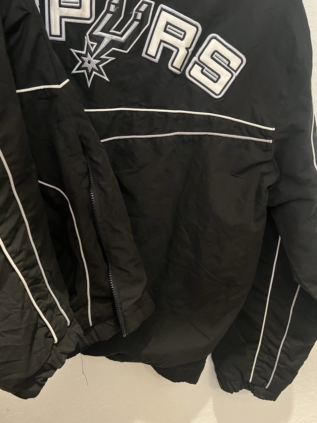 San Antonio Spurs Men’s Pullover Jacket NBA Brand Size Large