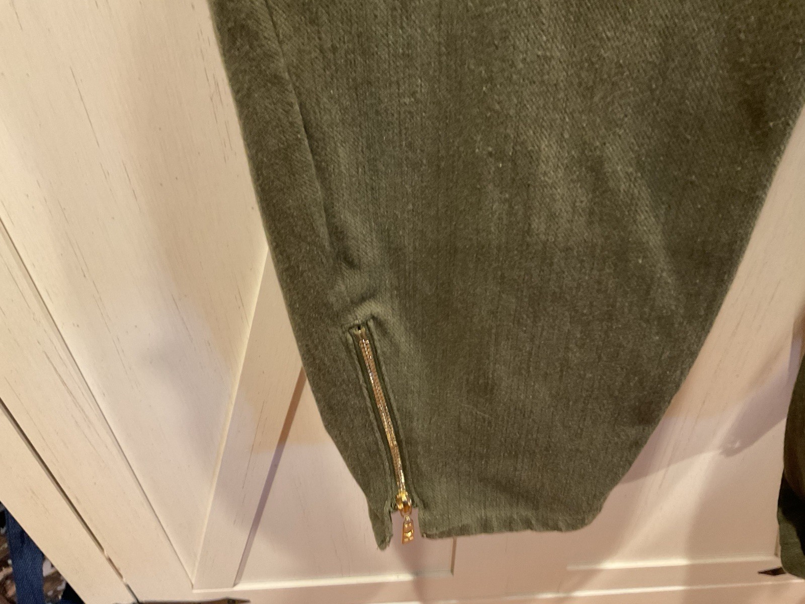 Belle By Kim Gravel Flexibelle Zip Ankle Jeans