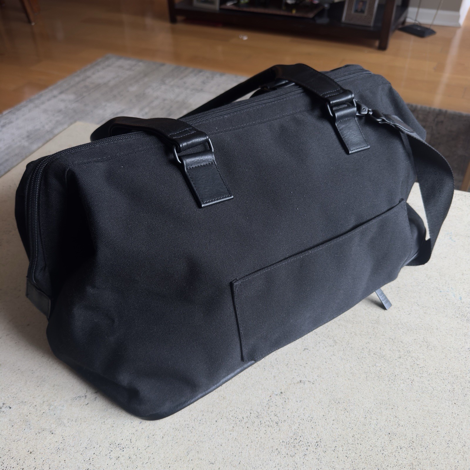 BEIS The Weekender Large Bag in Black FLAW-Missing Bottom Section 19x12x10