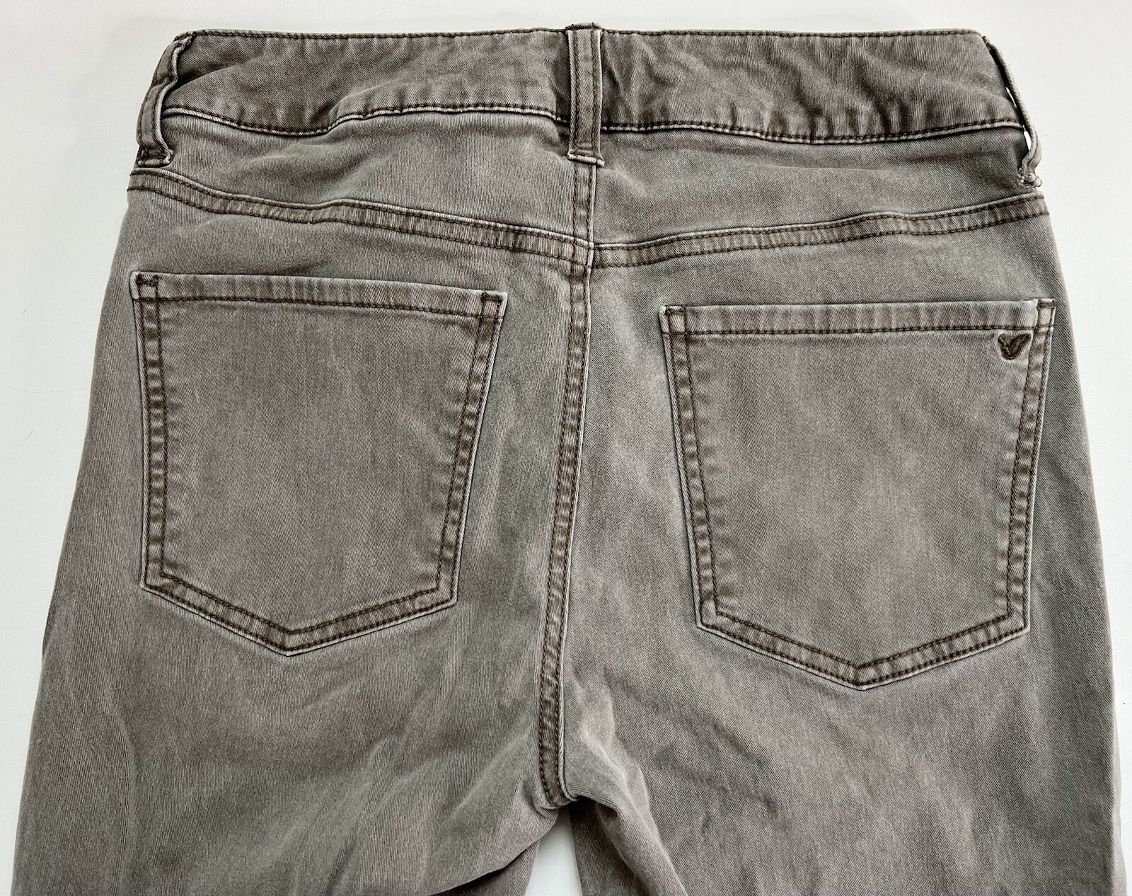 American Eagle Women’s Size 2 Hi Rise Jeans Pants Gray Green