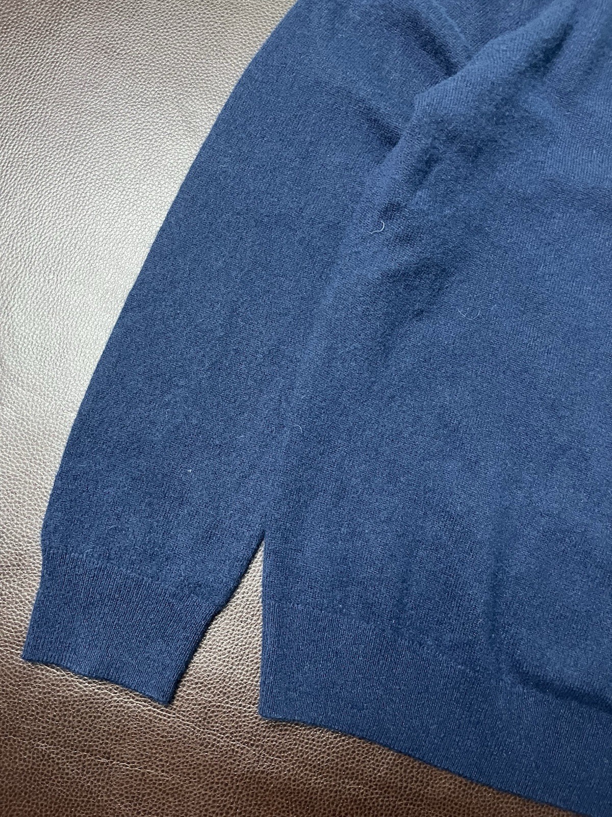 J Crew Relaxed midweight cashmere V-neck sweater L Navy New 2022 Model