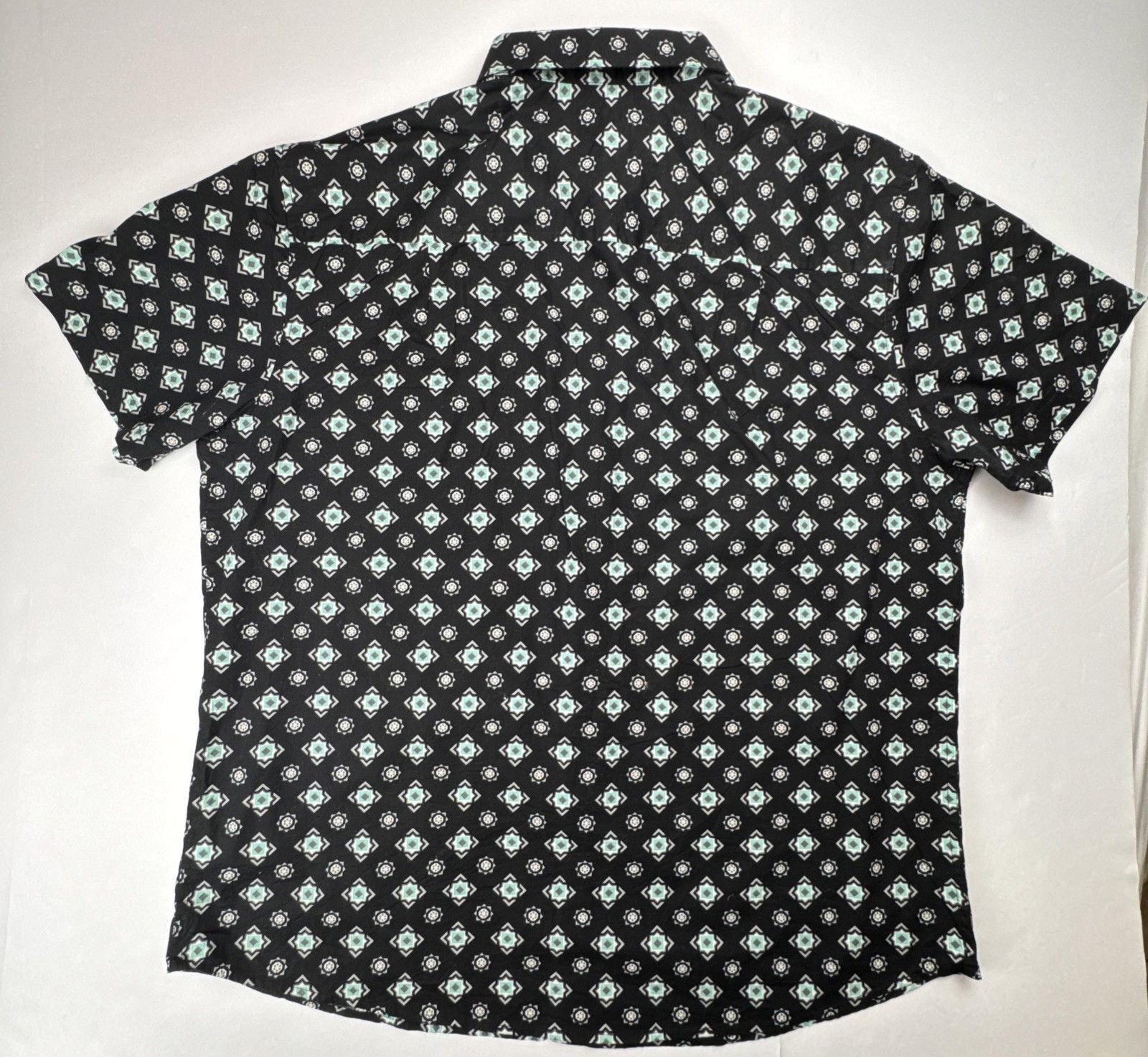 Original Use Mens Short Sleeve Shirt XL Cotton Geometric Medallion Casual Black