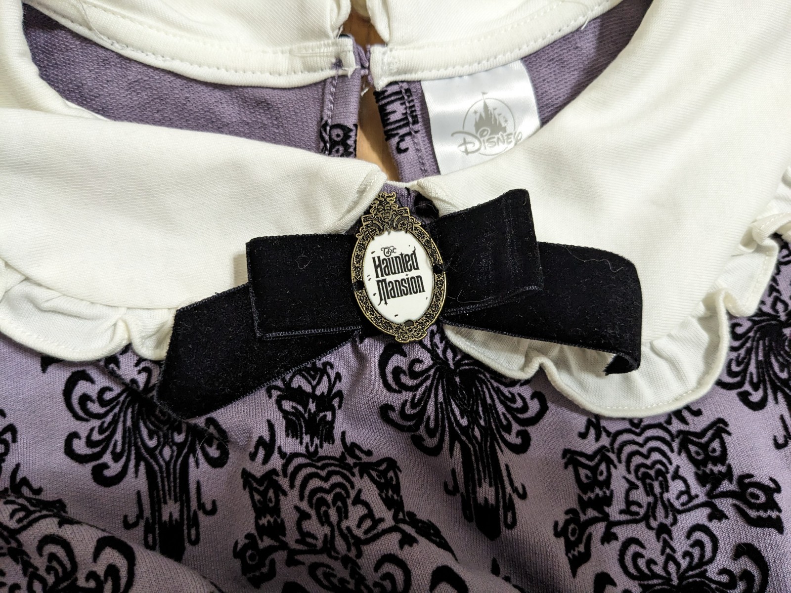 EUC! Disney Parks The Haunted Mansion Wallpaper Long Sleeve Collar Dress Size S
