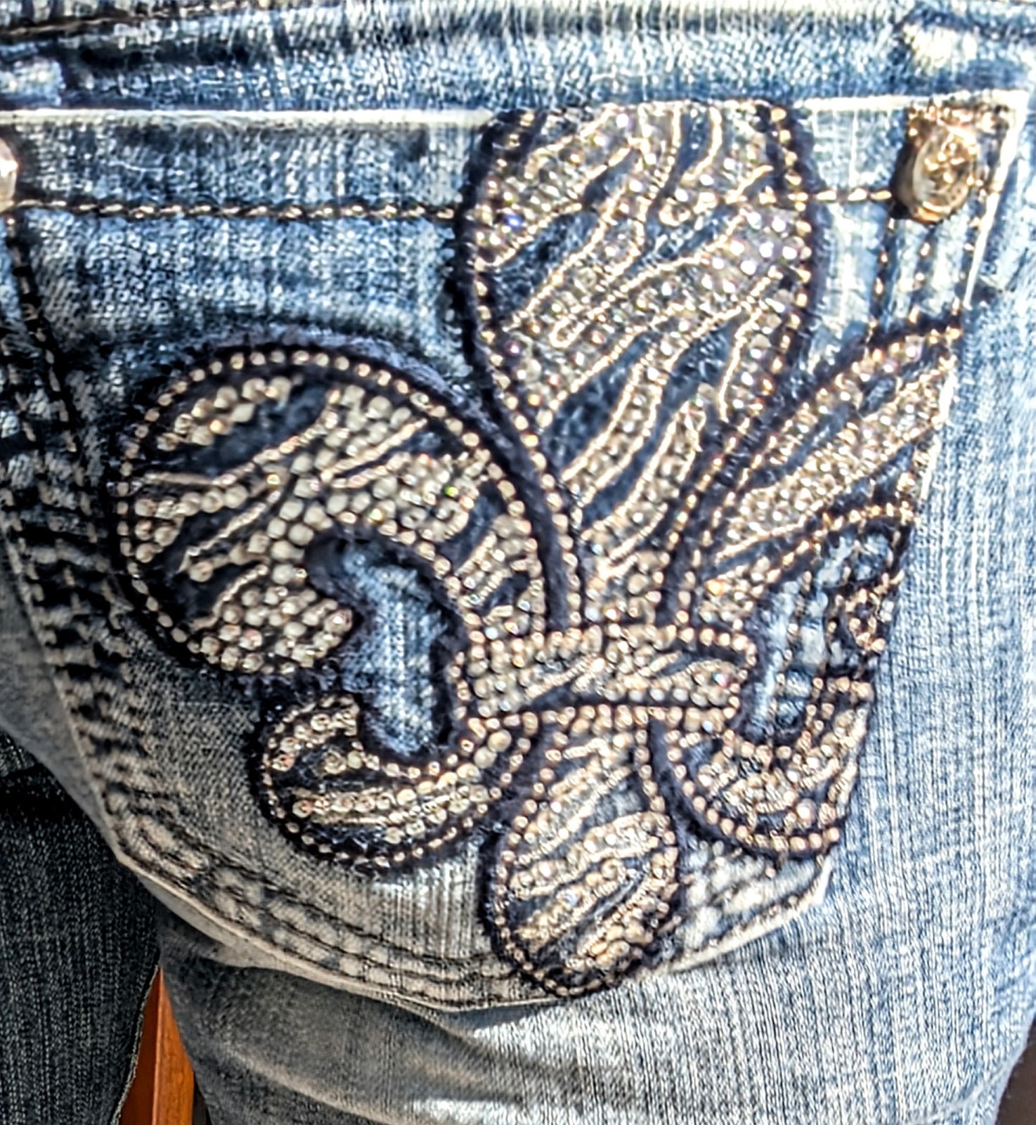 Miss Me Jeans – For Buckle Boot Cut Size 28 Bling Fleur De Lis 28/31 Vintage Y2K