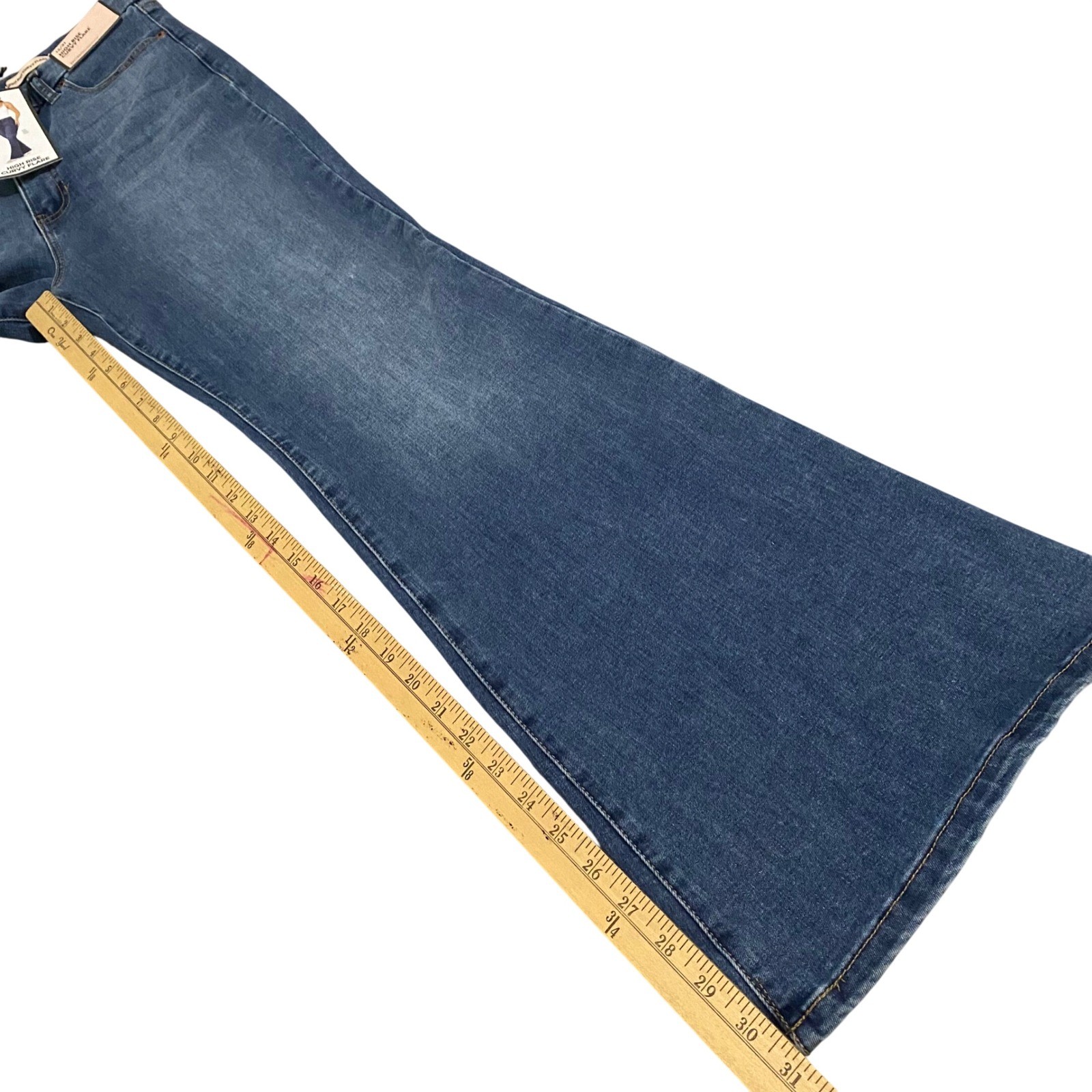 BCBGeneration High Rise Curvy Flare Jeans Blue Arrived Wash 13/31 BG24574WW03