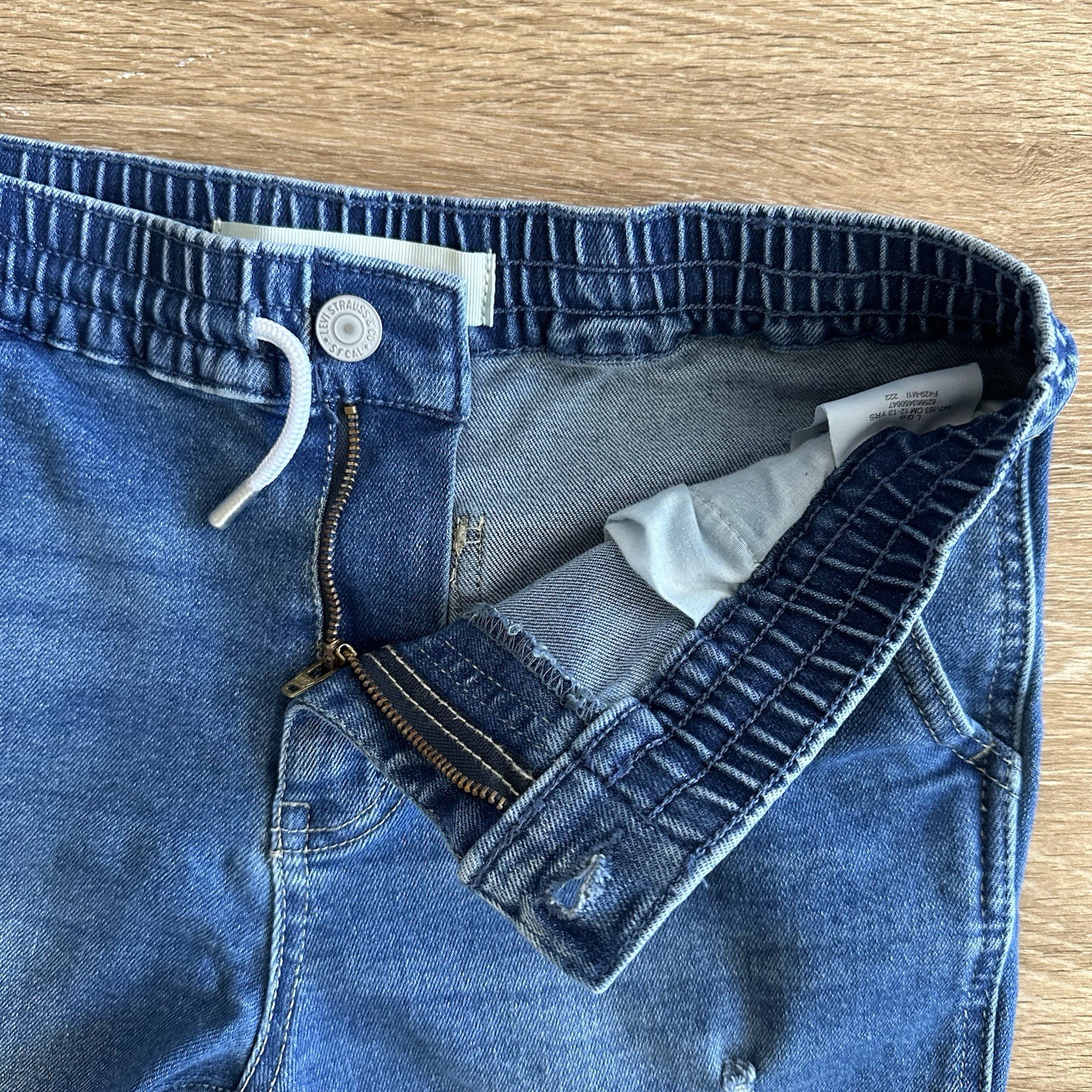 Levi’s Distressed Denim Jean Shorts Adjustable Waist Blue Youth Boys Large