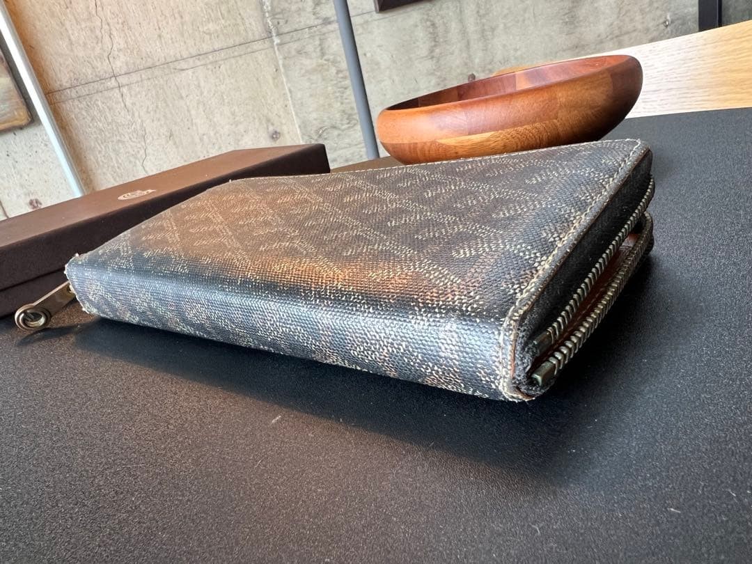 Goyard Matignon GM Zip Wallet Black Cognac Canvas Leather 7.9in x 4.1in w/ Box