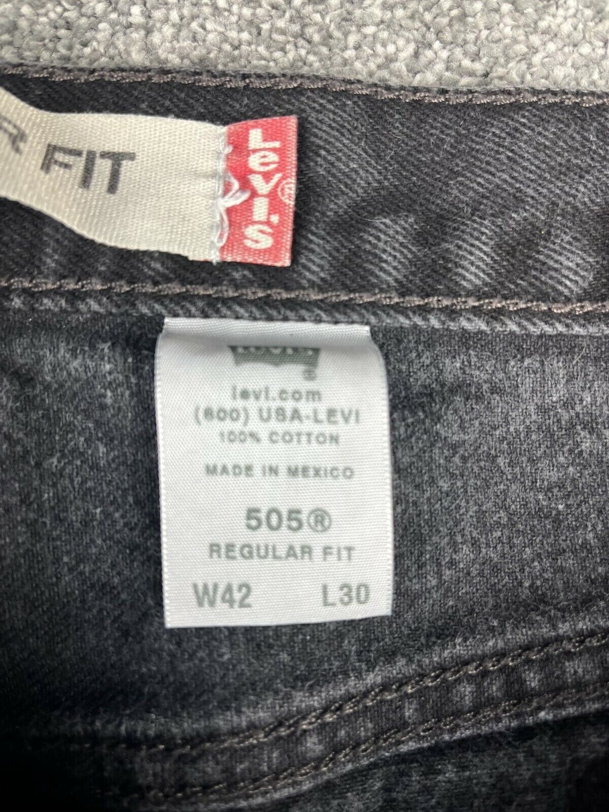 Levis 505 Regular Fit Mens Jeans W42 L30 Black Denim