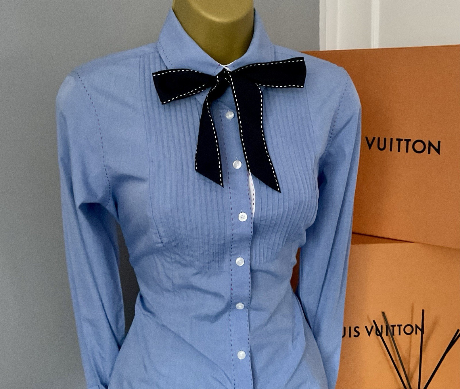 Pristine Thomas Pink Blue Fitted Pleated Tuxedo double Cuff Shirt Stunning UK 10