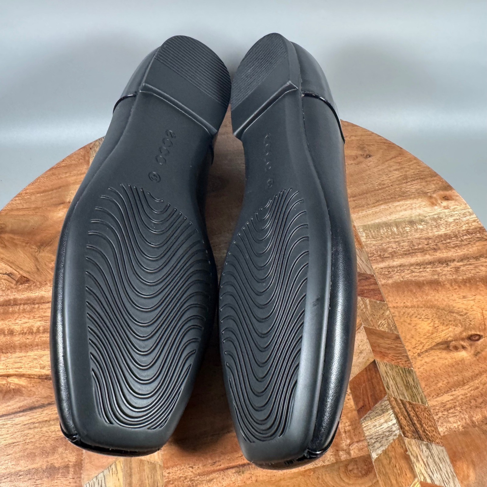 ECCO Black Leather Square Toe Ballet Flats Patent Accents Womens EU 40 US 9-9.5