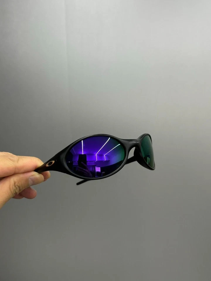 Oakley Minute 1.0 OO9133 Polarized Sunglasses Matte Black Frame Purple Lensfhj*