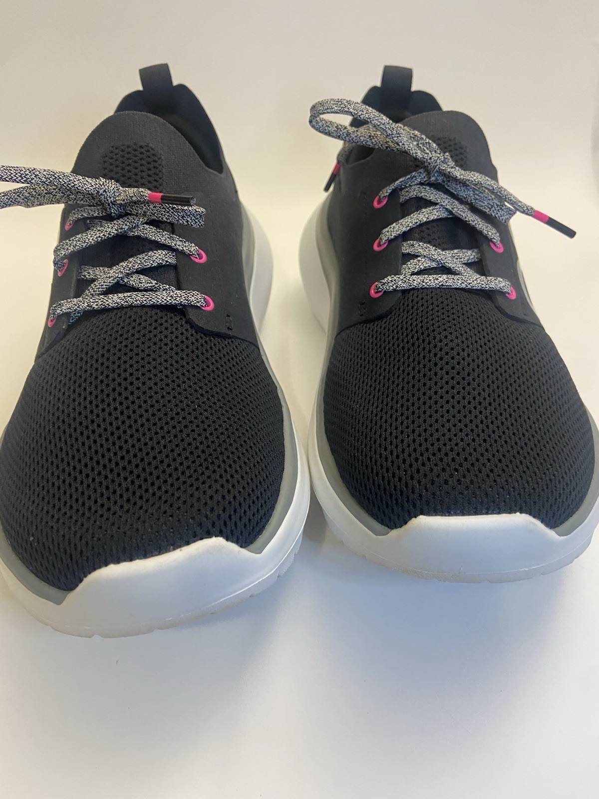 Oofos OOmy Stride Women’s 11 Black White Running Shoes Comfort Recovery Slide