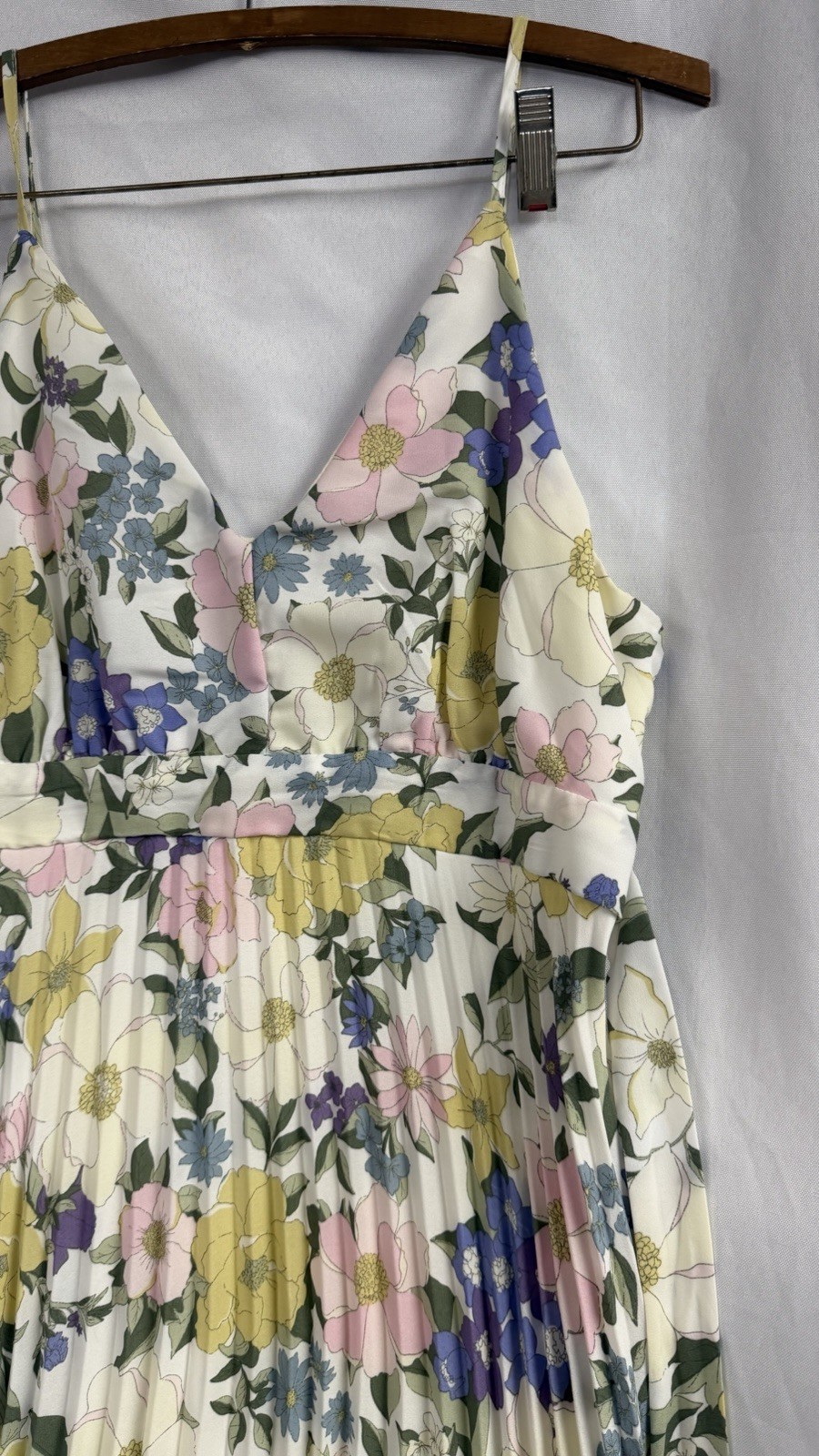 Jessica Simpson Multicolor Floral Pleated Maxi Dress V-Neck Spaghetti Strap L