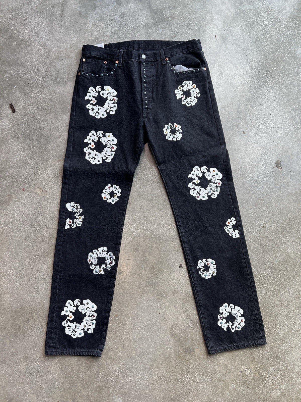 Denim Tears x Levi’s 501 DT Rhinestone Wreath Jeans Black Size 38×34 Rare