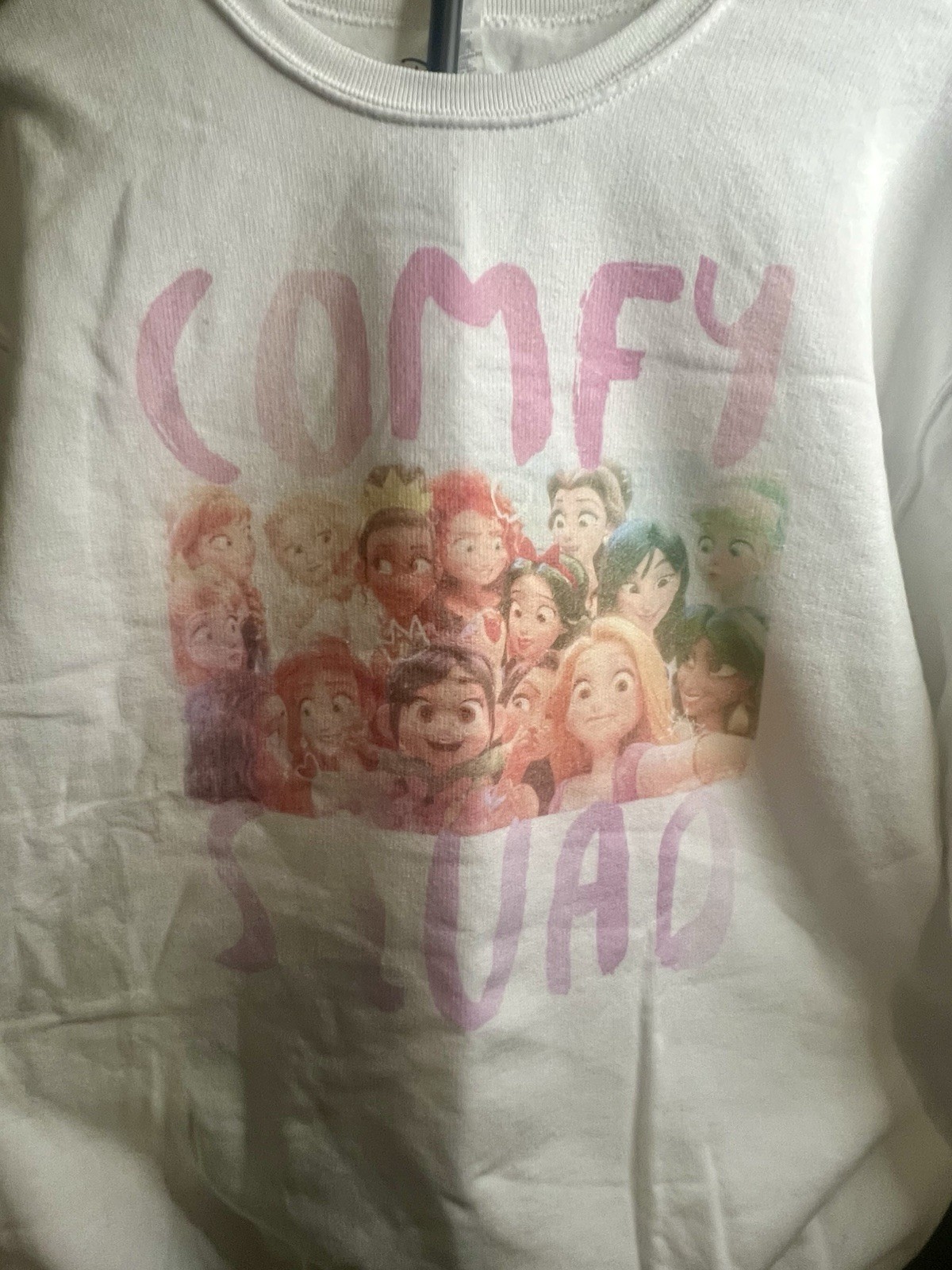 Men’s Comfy Squad White Sweat Shirt, Size Medium, Brand New