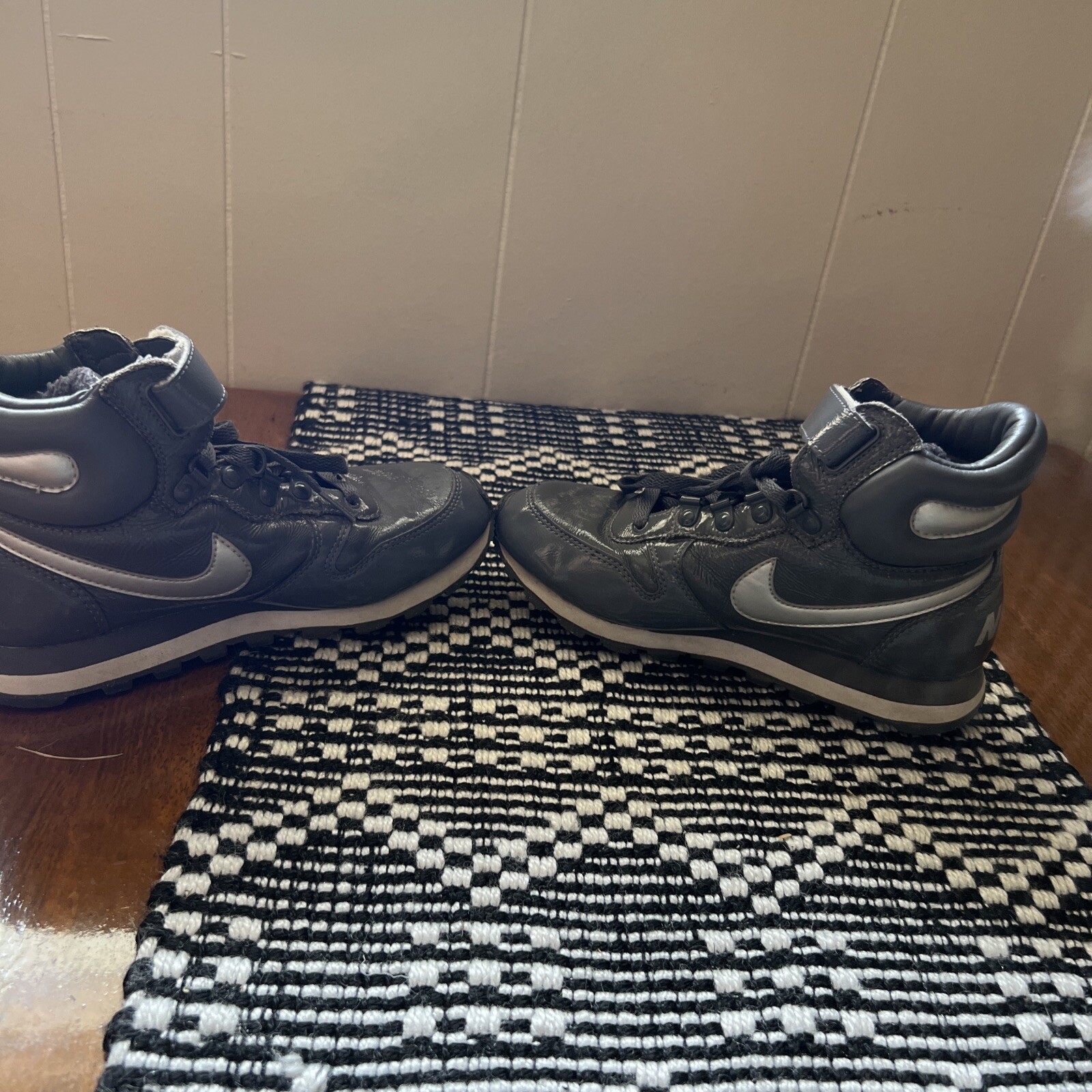 Nike Snow Waffles Gray