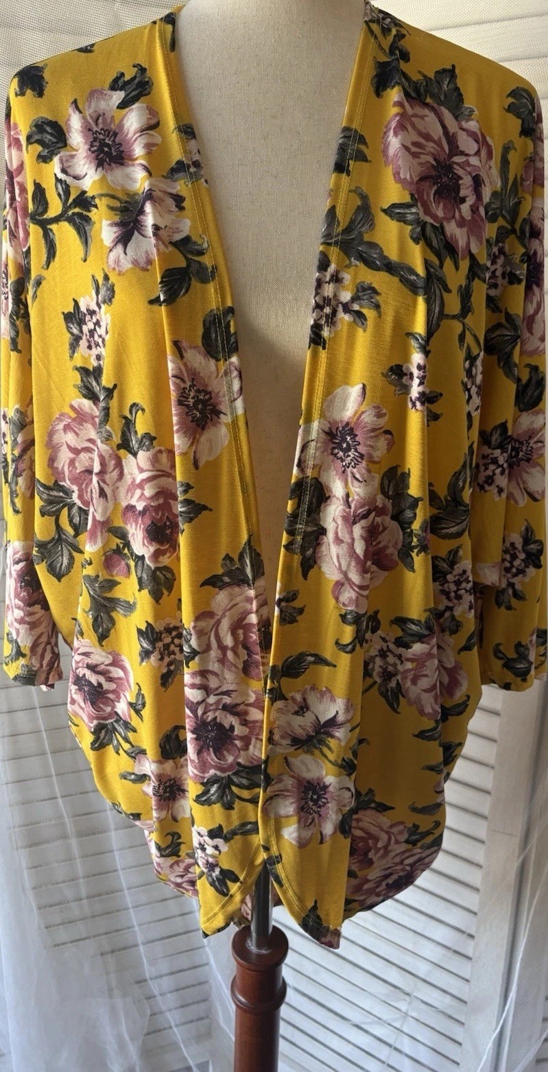 Lime N Chili Yellow Floral Knit Open Front Long Sleeve Cardigan Sweater S