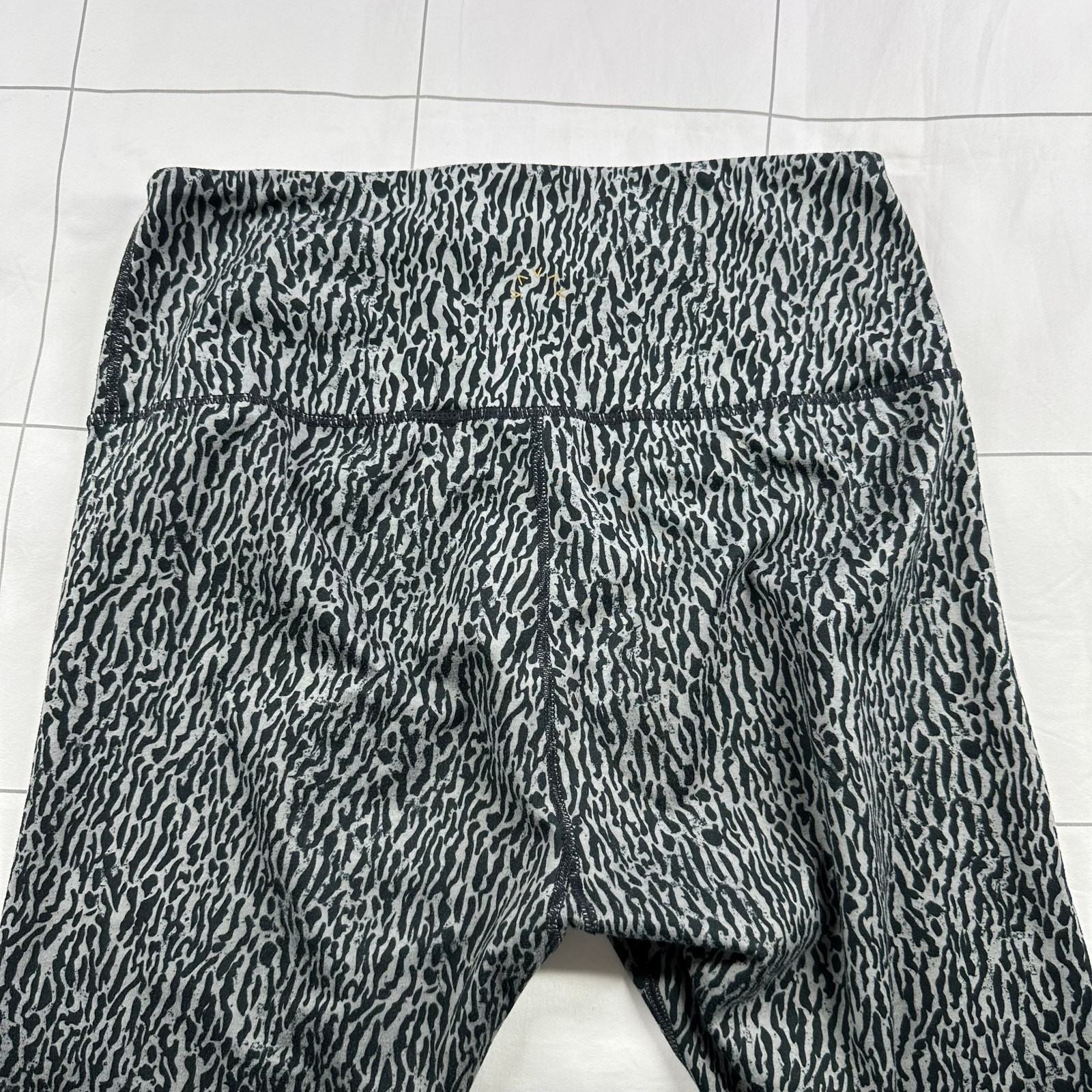 Varley Leggings Womens Medium Century Textured Grain Gray High Rise Yoga Walk