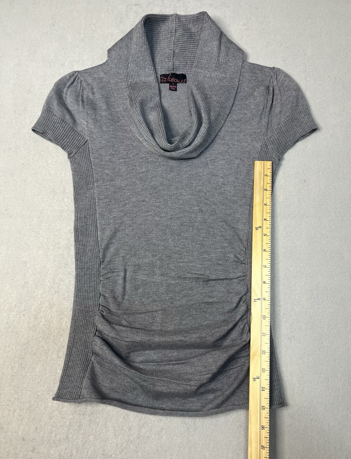 Takeout Size S Gray Turtleneck Short Sleeve Ruched Sides Knit Sweater Shirt Y2K