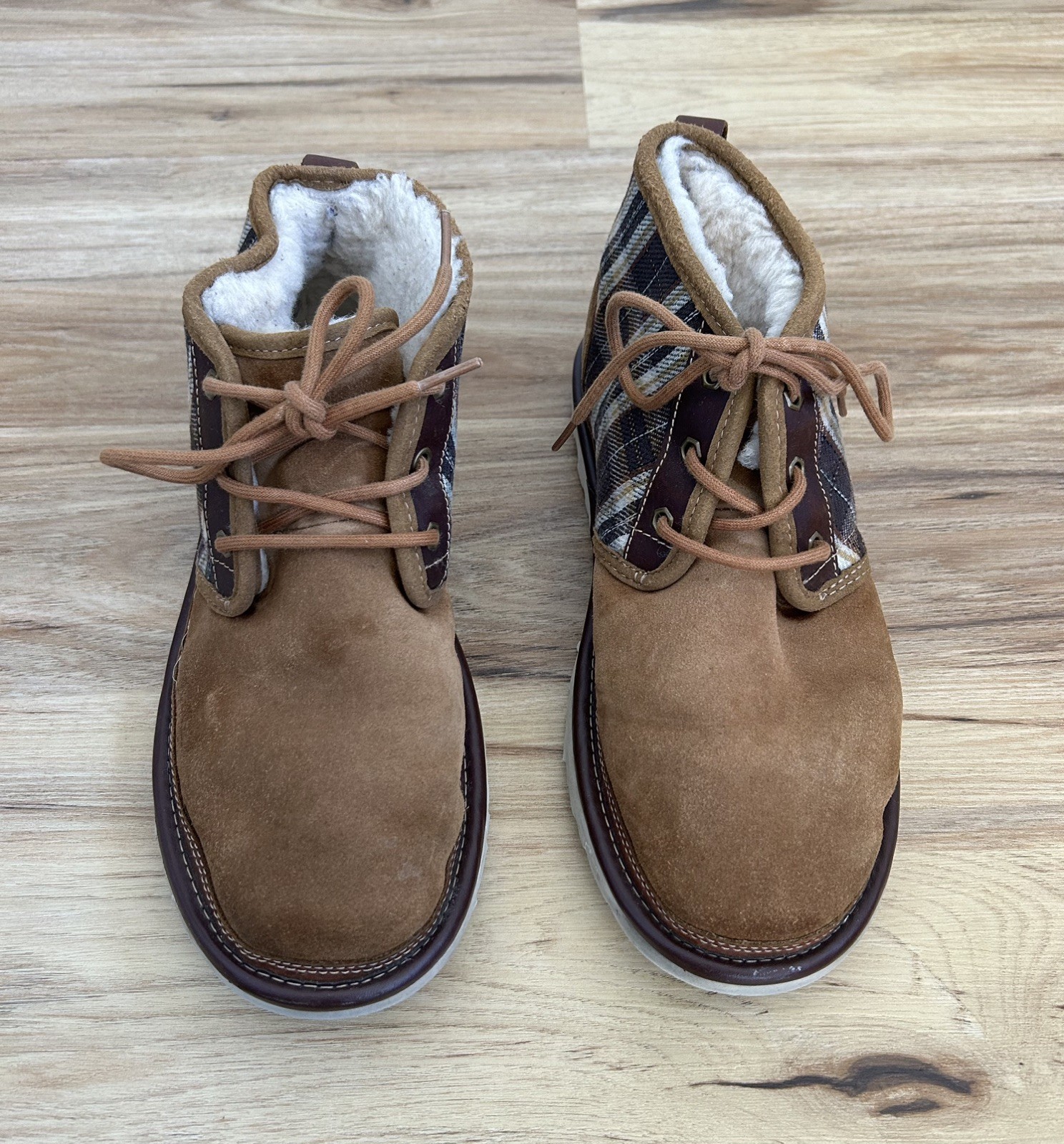 UGG + Pendleton Neumel Boots for Men, Size 9 – Chestnut and Plaid