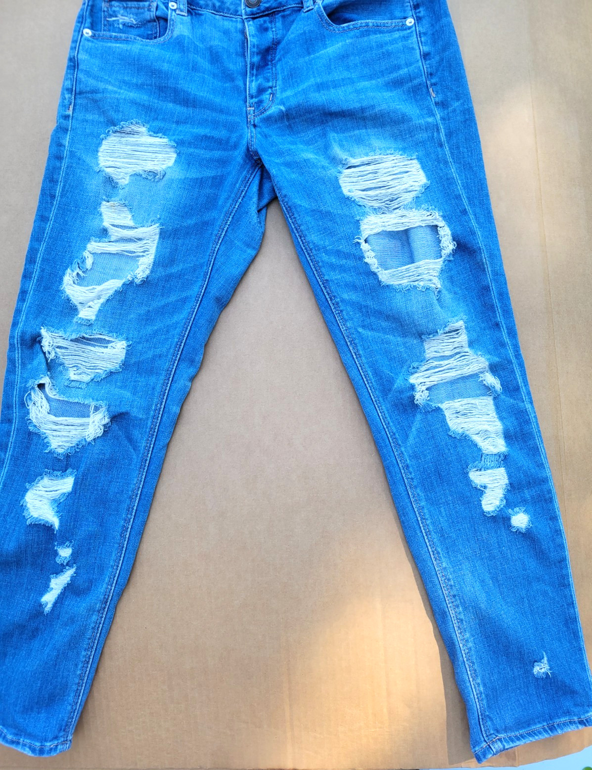 American Eagle Jeans Size 10 Womens Blue Distressed Cotton/Polyester Blend