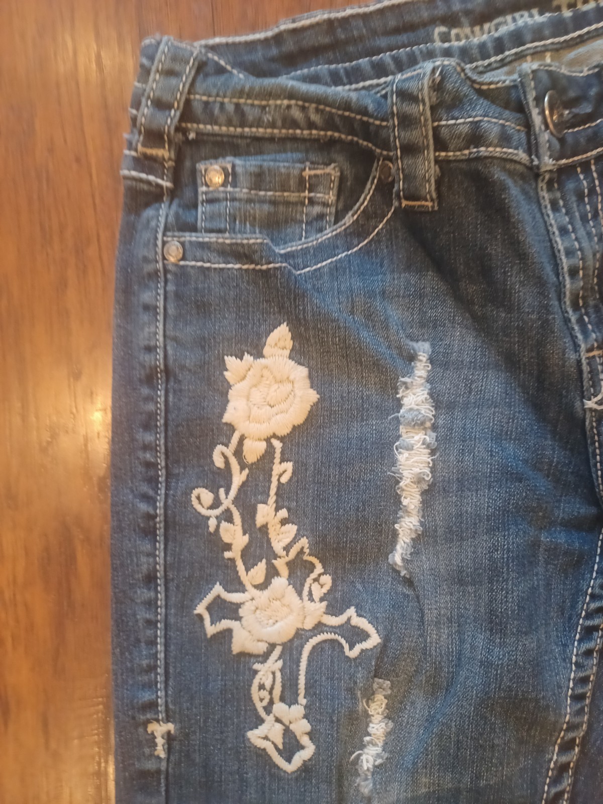 🤍🌹✝️🤍COWGIRL TUFF ROSES & TRUTH BOOTCUT JEANS 28×36