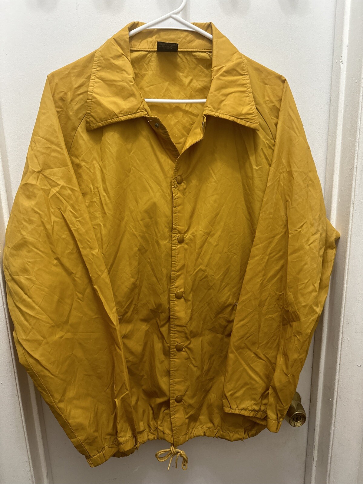 Vintage Sports Master Jacket Mens L Yellow Snap Front Windbreaker Coach US