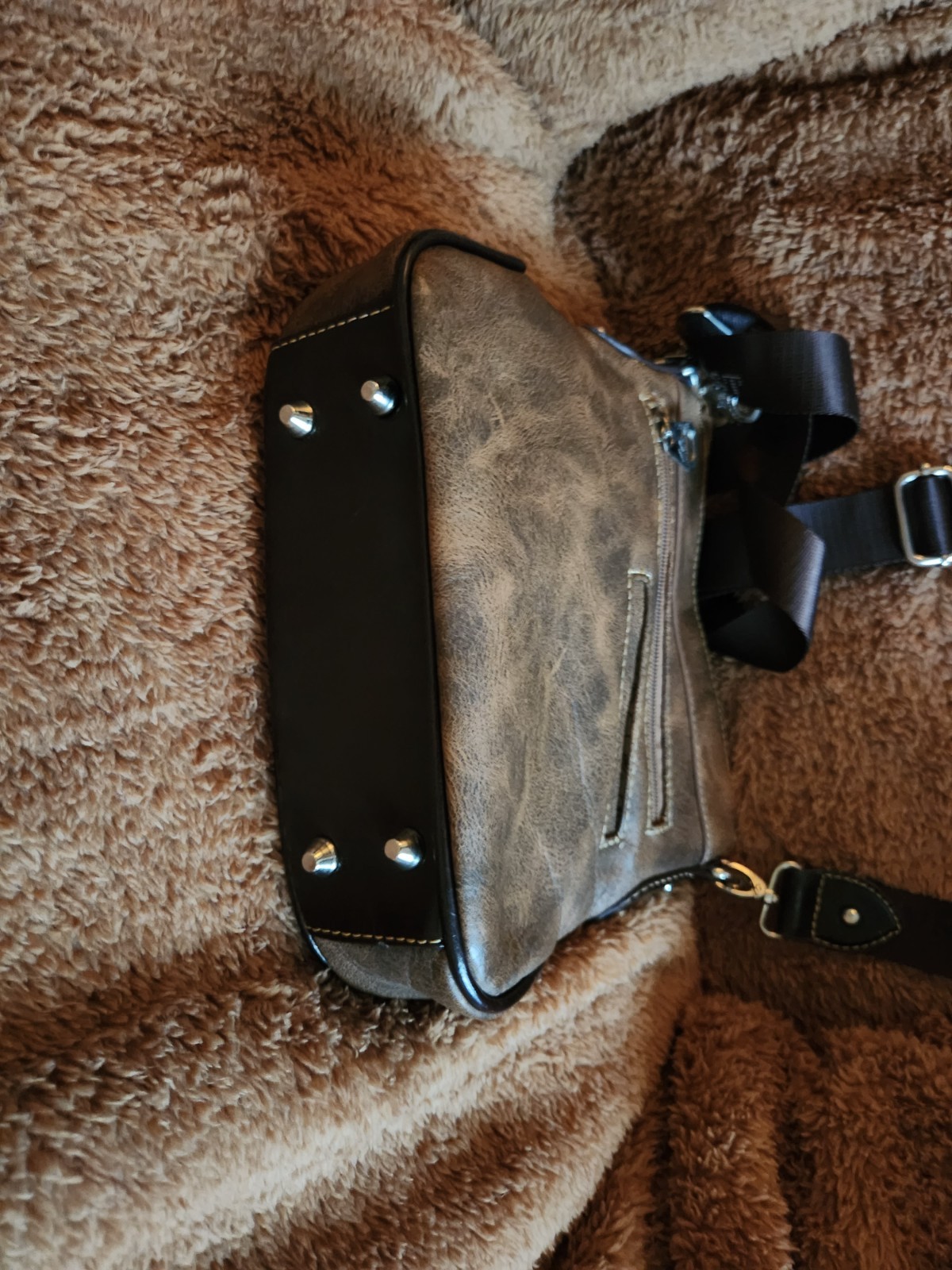 ***New without Tags*** Montana West Leather Purse With Horse design