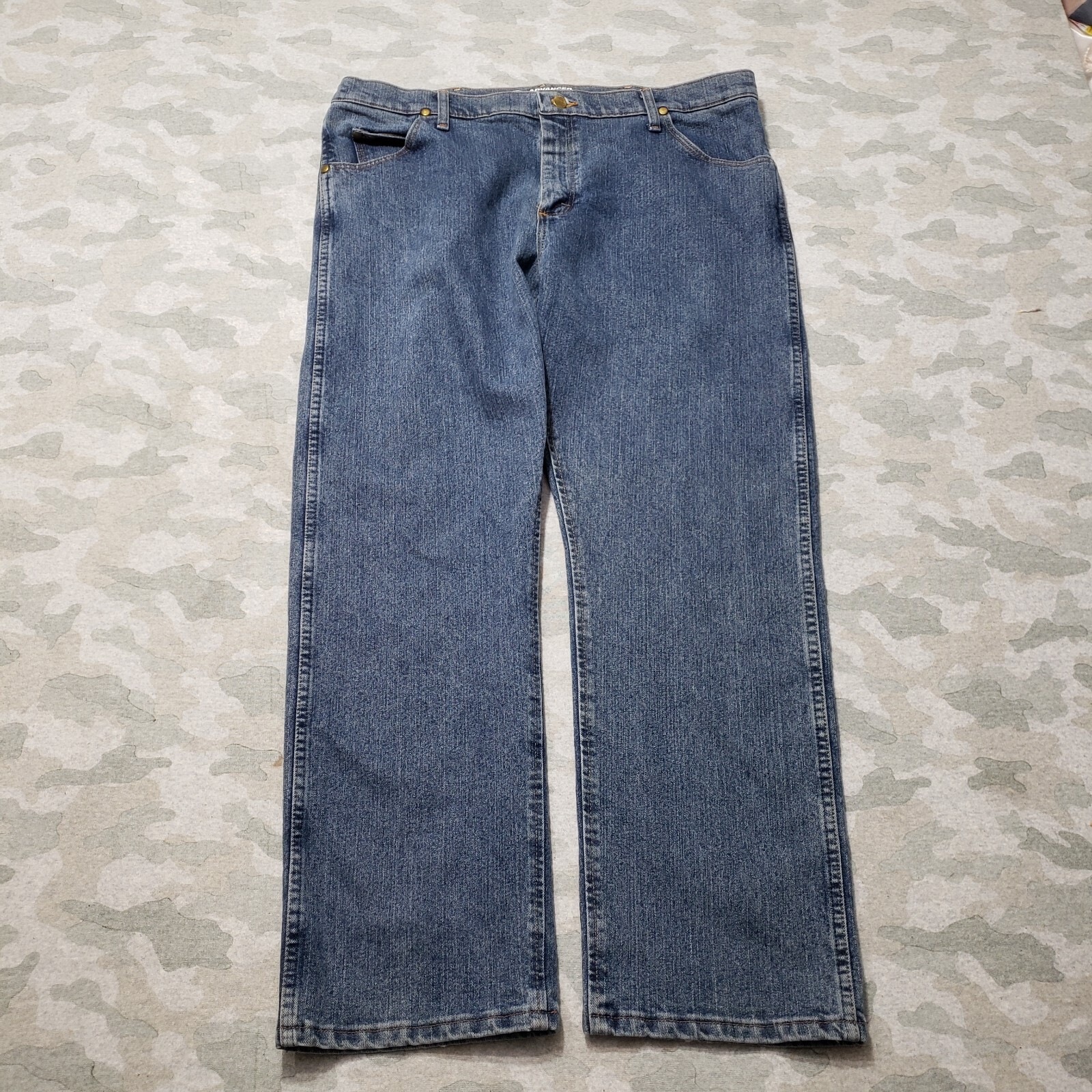 Wrangler 47 Jeans Mens 38×30 Blue Straight Regular Fit Denim Medium Wash
