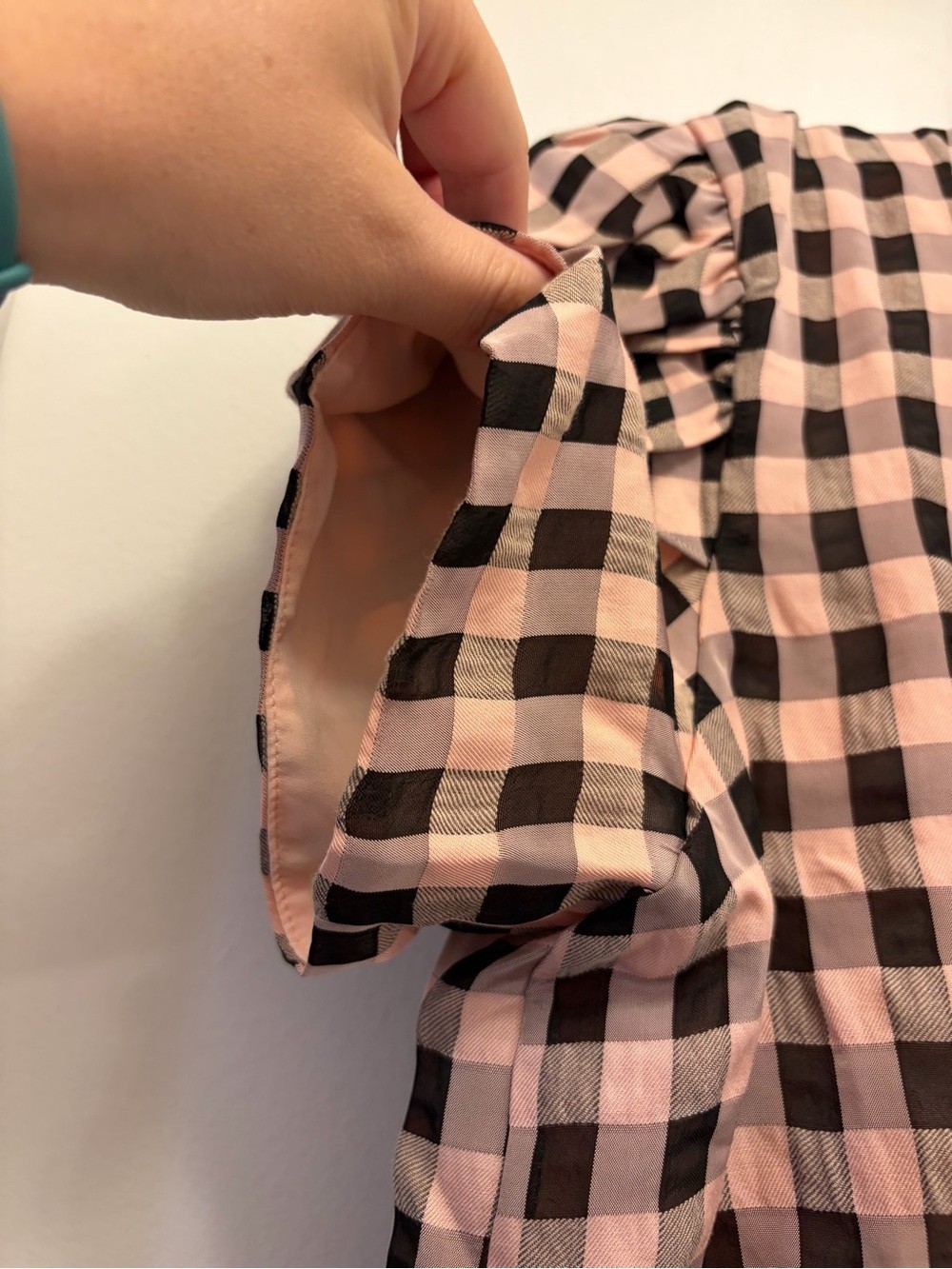NWT Cosmopolitan x Dress the Population Plaid Tie Front Puff Sleeve Top Womens L