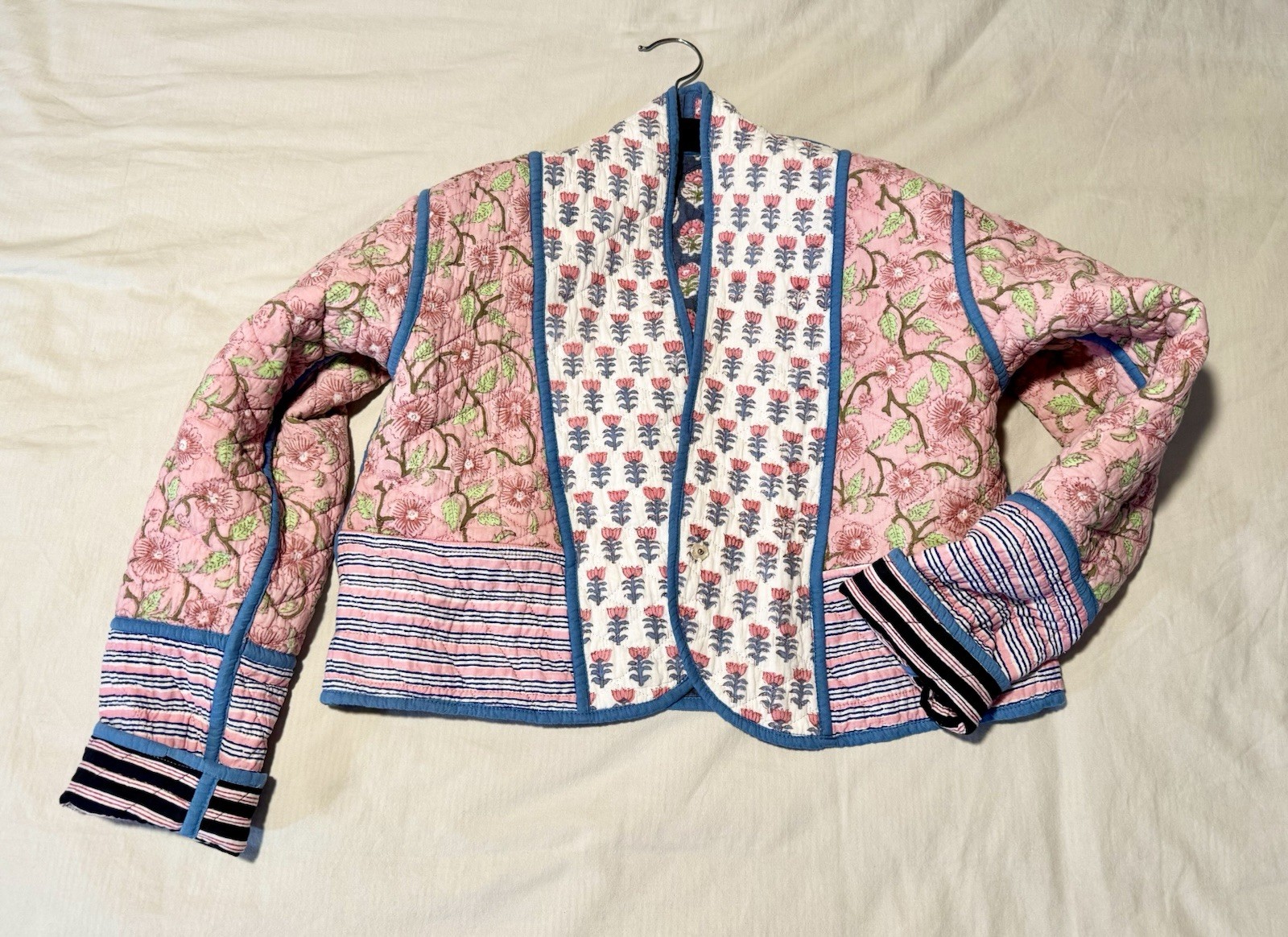 Beautiful Reversible Quilted Jacket Size Small