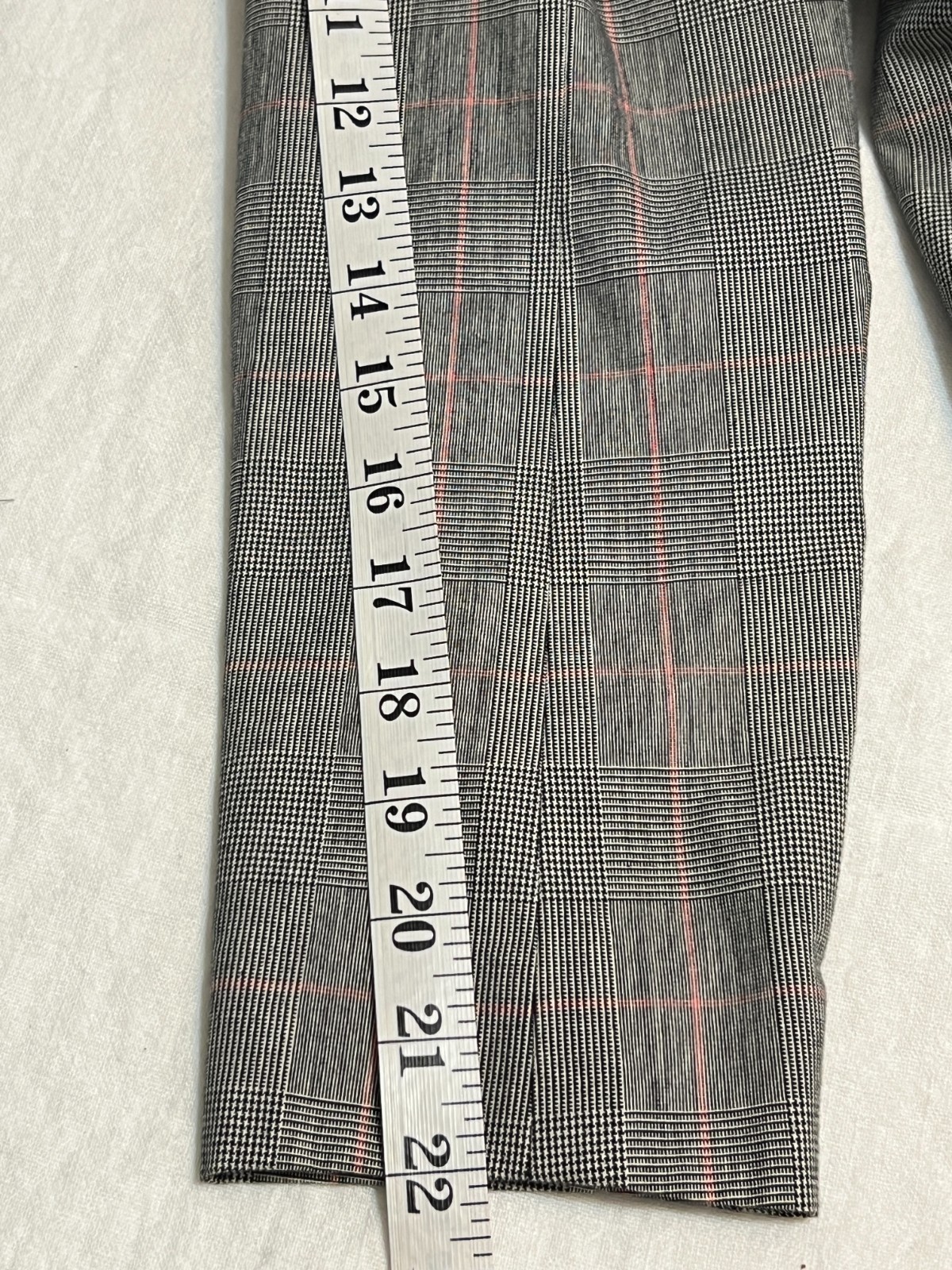 Saks Fifth Avenue Gray Plaid Blazer Women’s Size 6 Japan Tailored Jacket