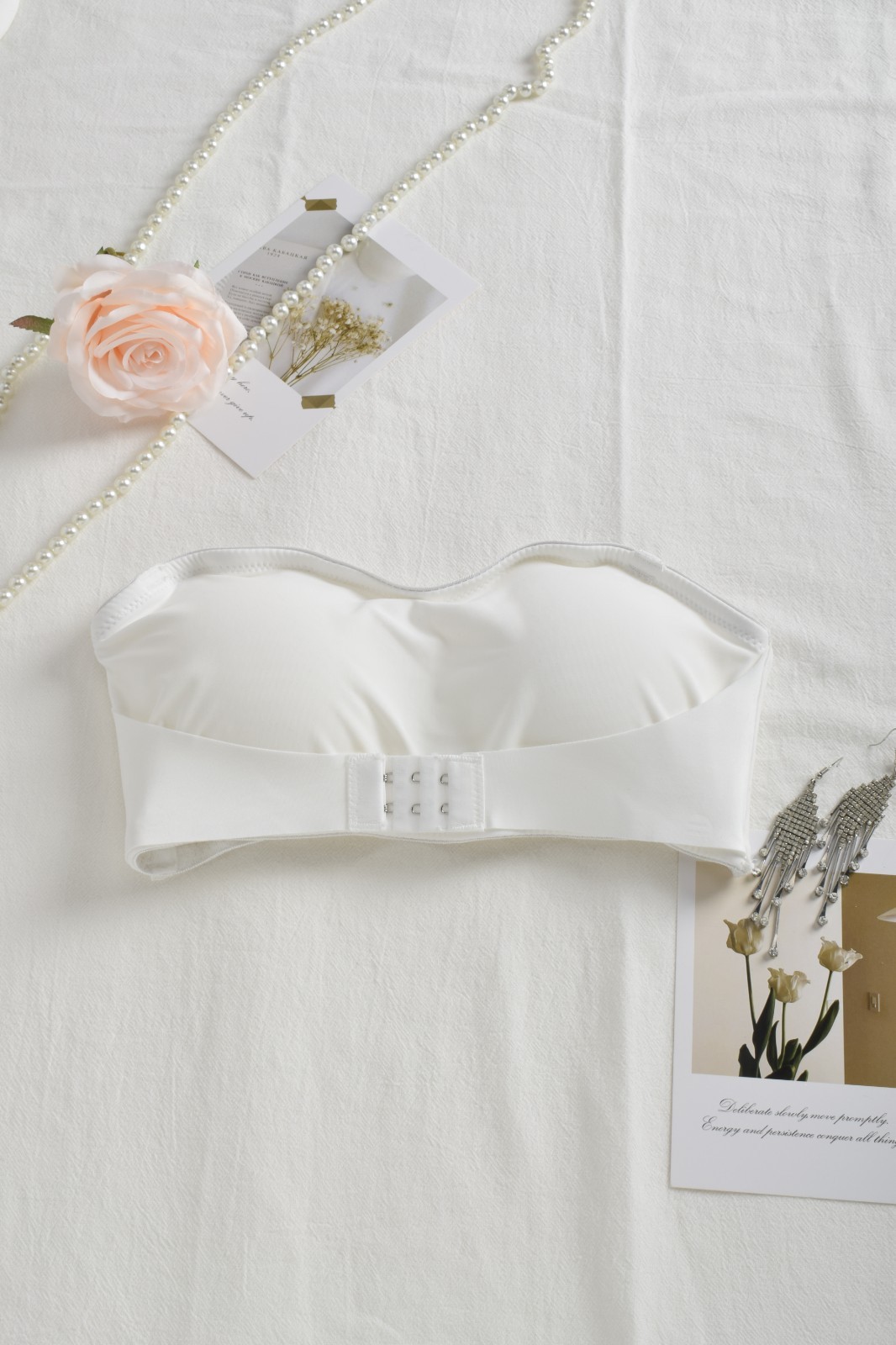3 Pack Strapless Wireless Bra Anti-Slip Bandeau Front Closure Padded Bralette