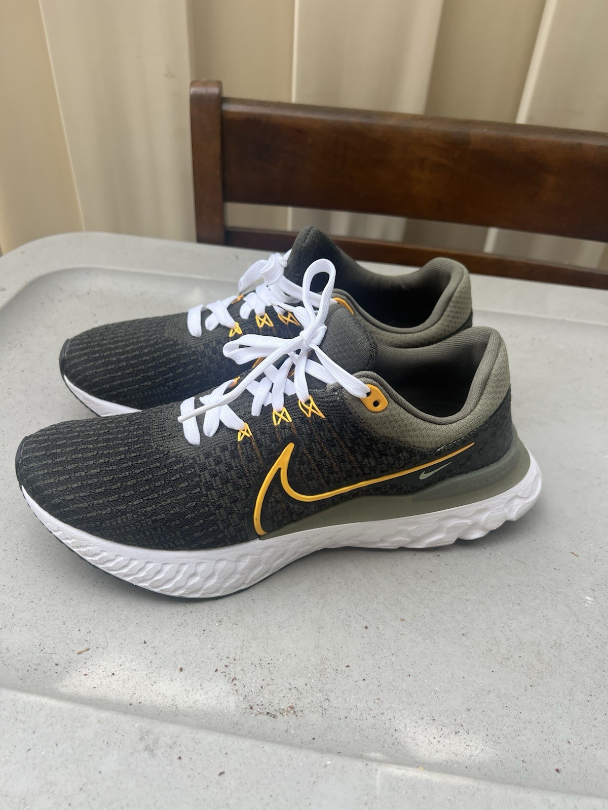 Nike React Infinity Run Flyknit 3 Green/Black/Gold FD0784-300 Men’s Size 9