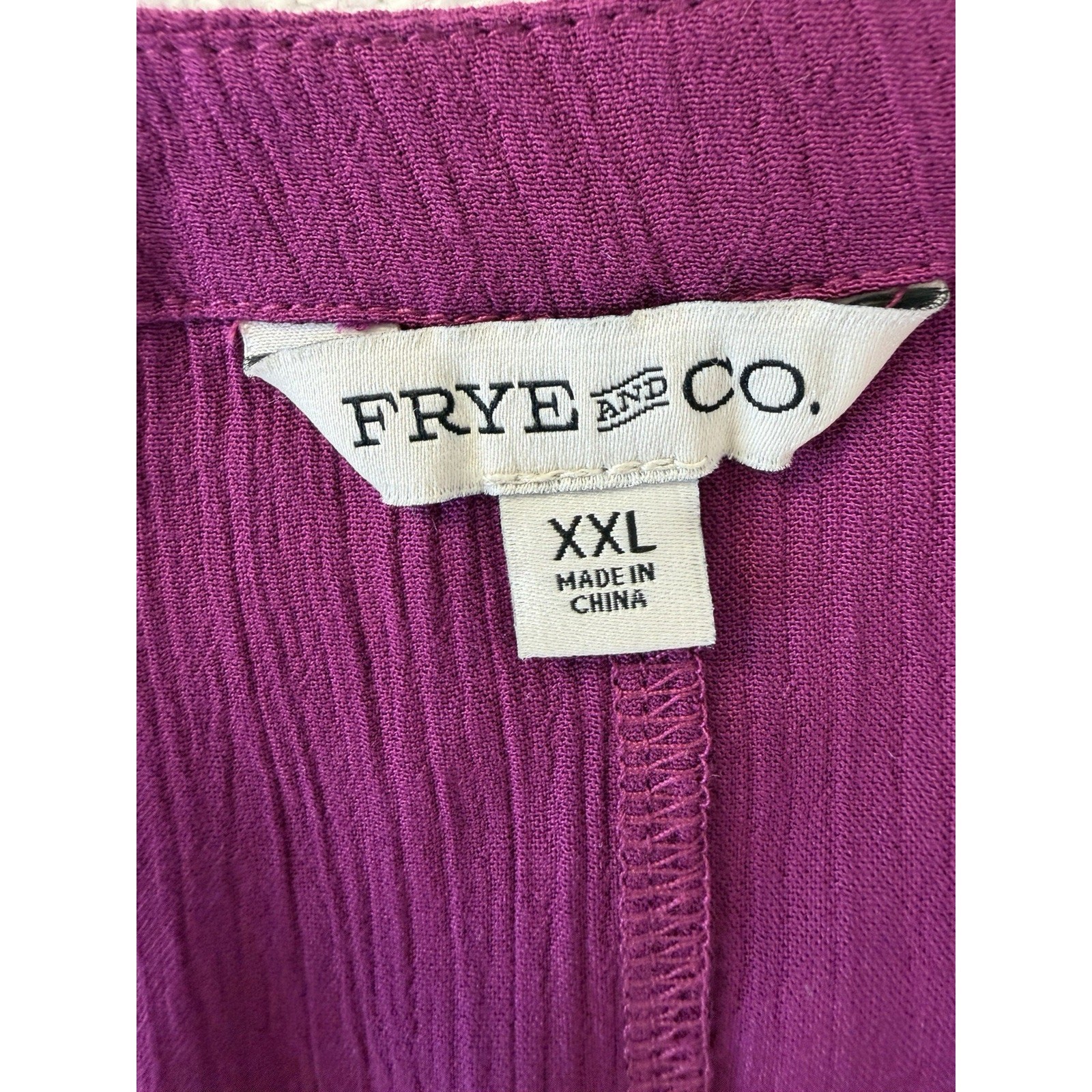 Frye And Co Top 3/4 Bell Sleeve Split Tie Neck Yoke Detail Burgundy Boho Sz-XXL