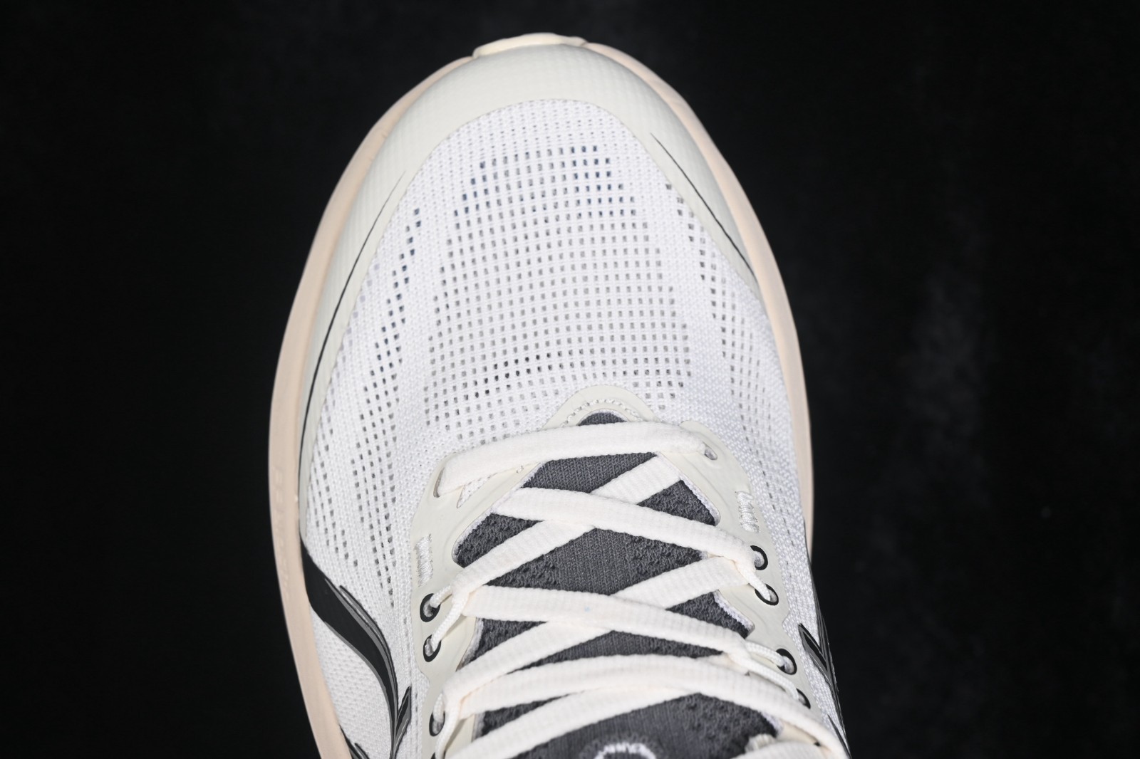 Asics Gel-Nimbus 28 GO Pack 1011C032-100 Men’s Cream Black Running Shoes