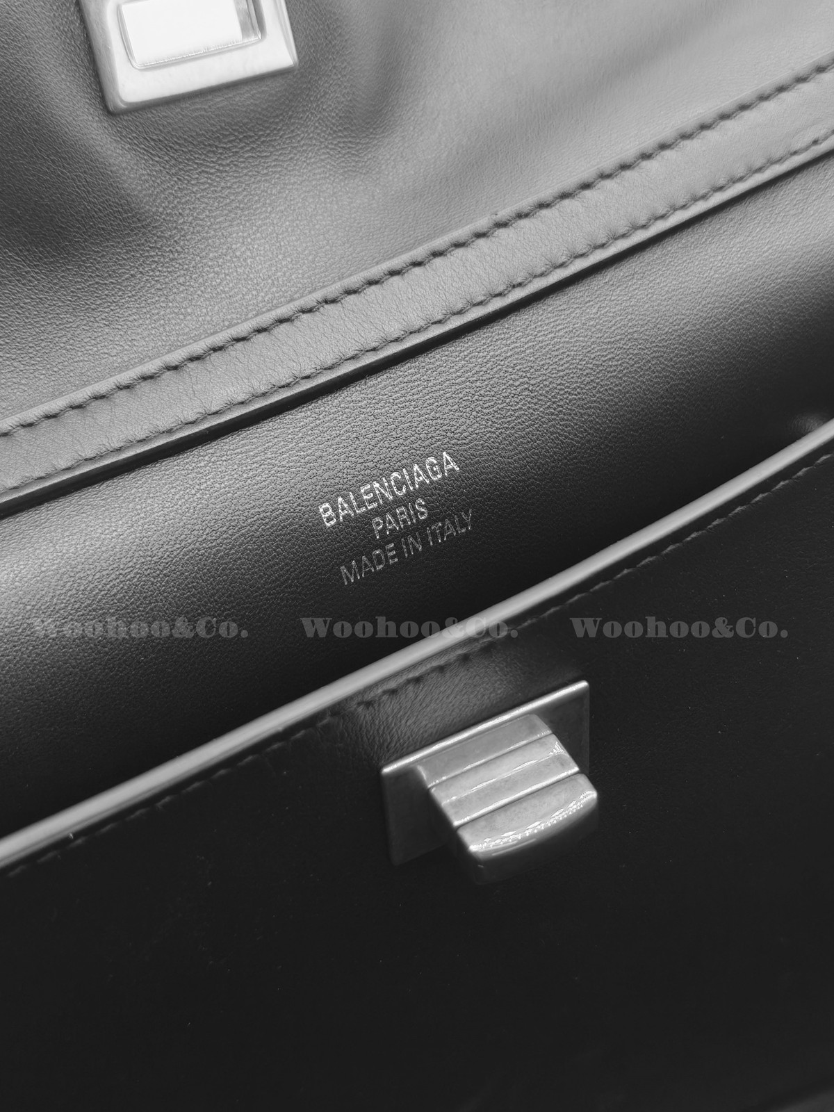 Balenciaga Rodeo Small Top Handle Bag 11.4 x 3.9 x 7.9 in