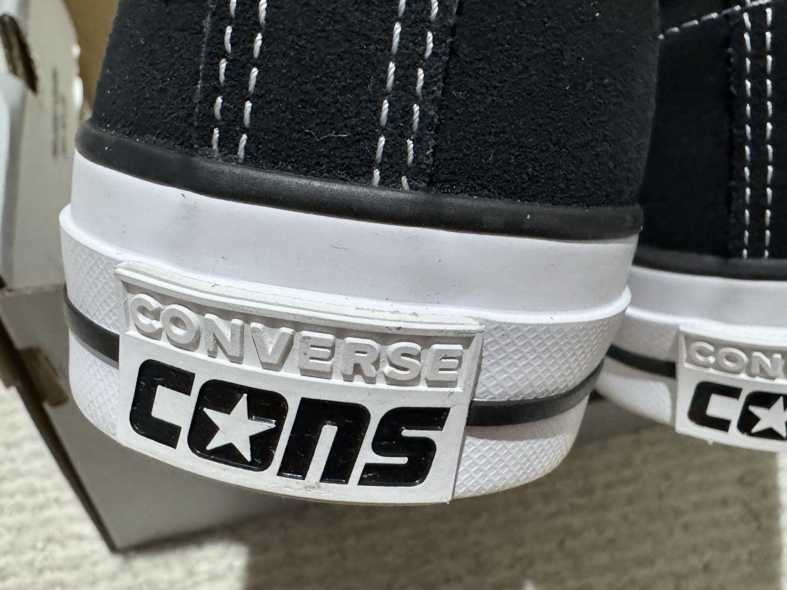 Converse Chuck Taylor Chucks CONS CTAS Pro Ox Low Top Suede Men’s Size 8.5 Black