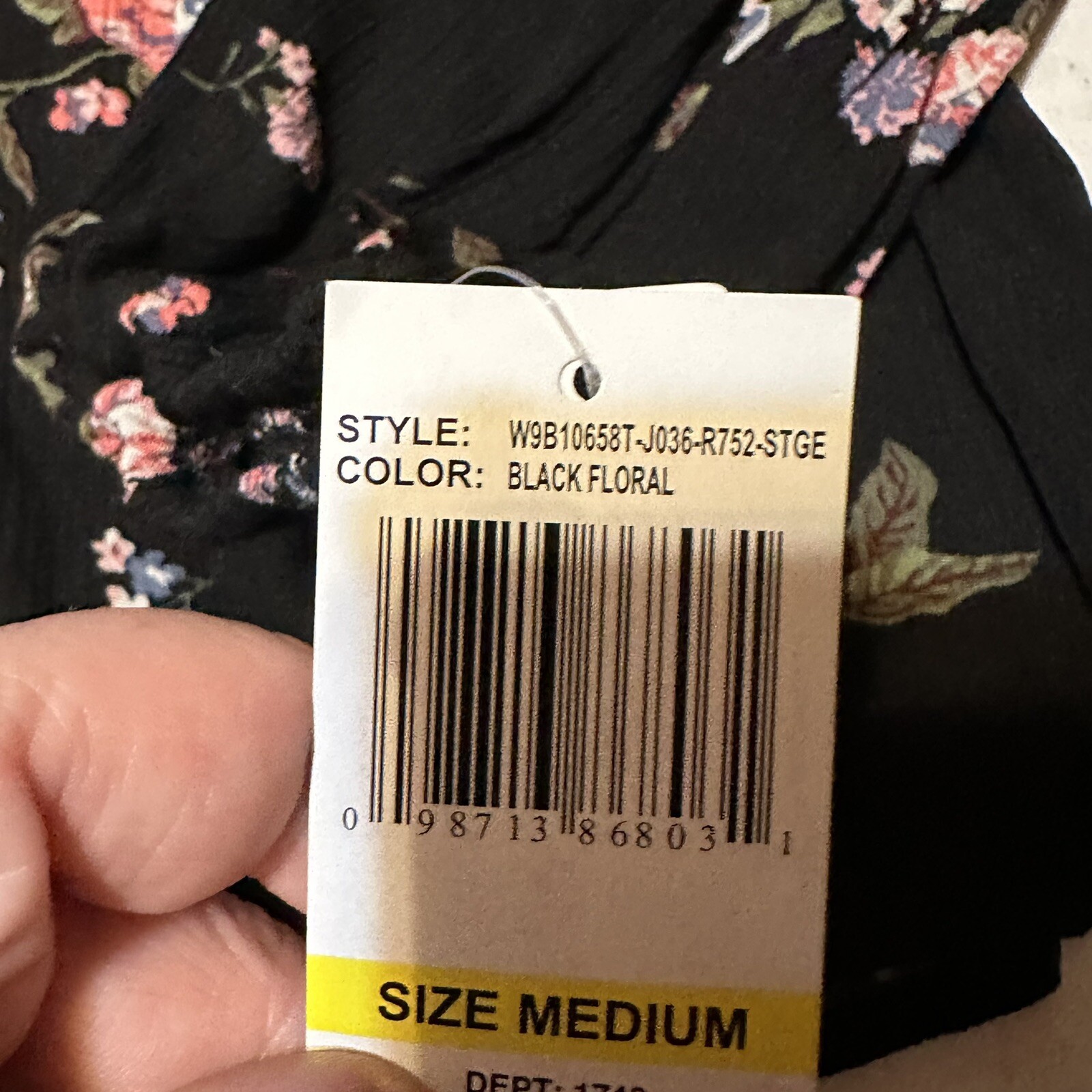 WallFlower Black Pink Red White Floral Blouse Size Women’s Medium