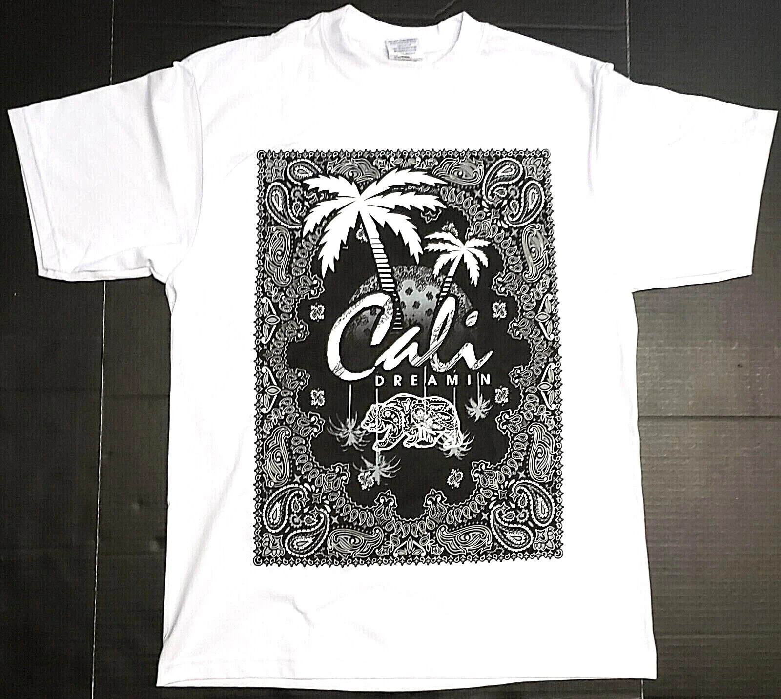 CALIFORNIA DREAMIN T-shirt CA Paisley Palm Tree Urban Streetwear Men’s Tee New