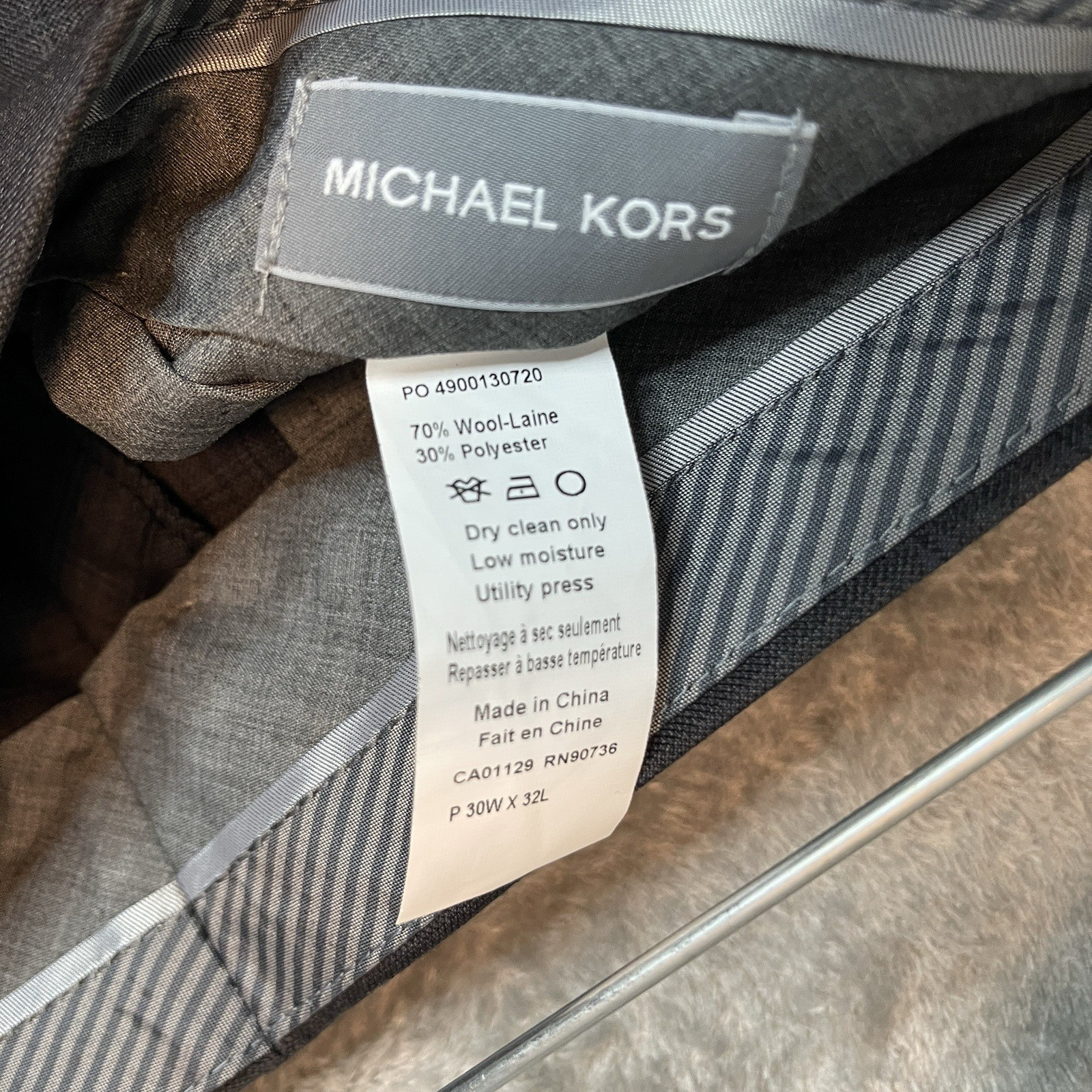 Michael Kors Mens Malone Classic Fit Plaid Wool Stretch Suit Pant Charcoal Brown
