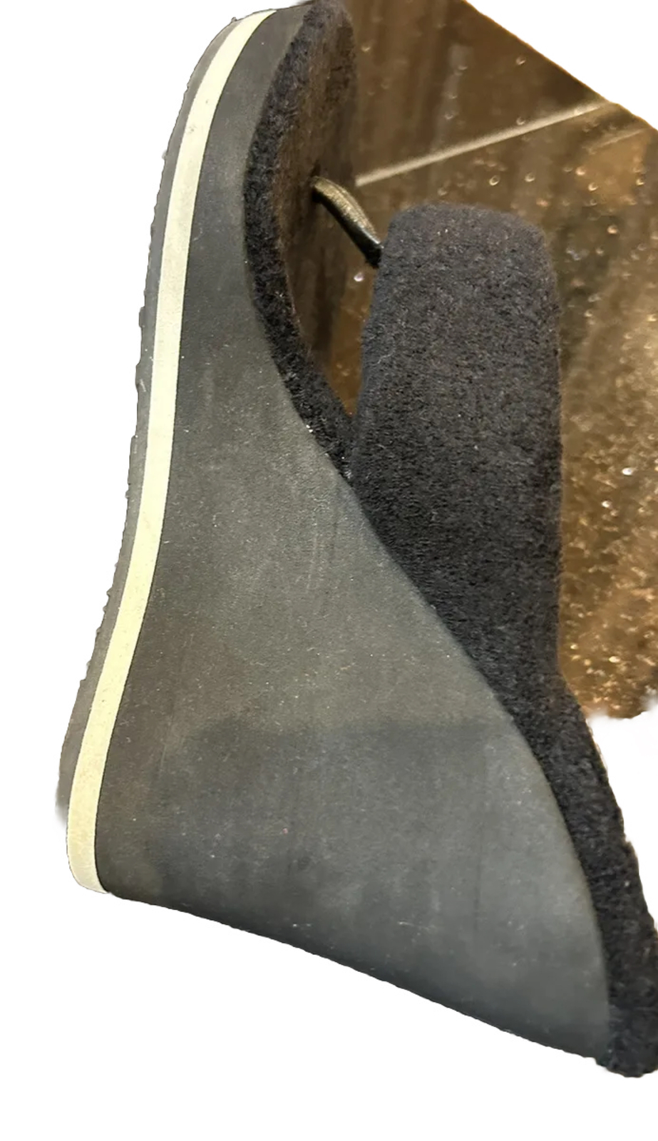😎🖤Jimmy Choo Black Wedge Thong Sandals Size 35 1/2 EUC