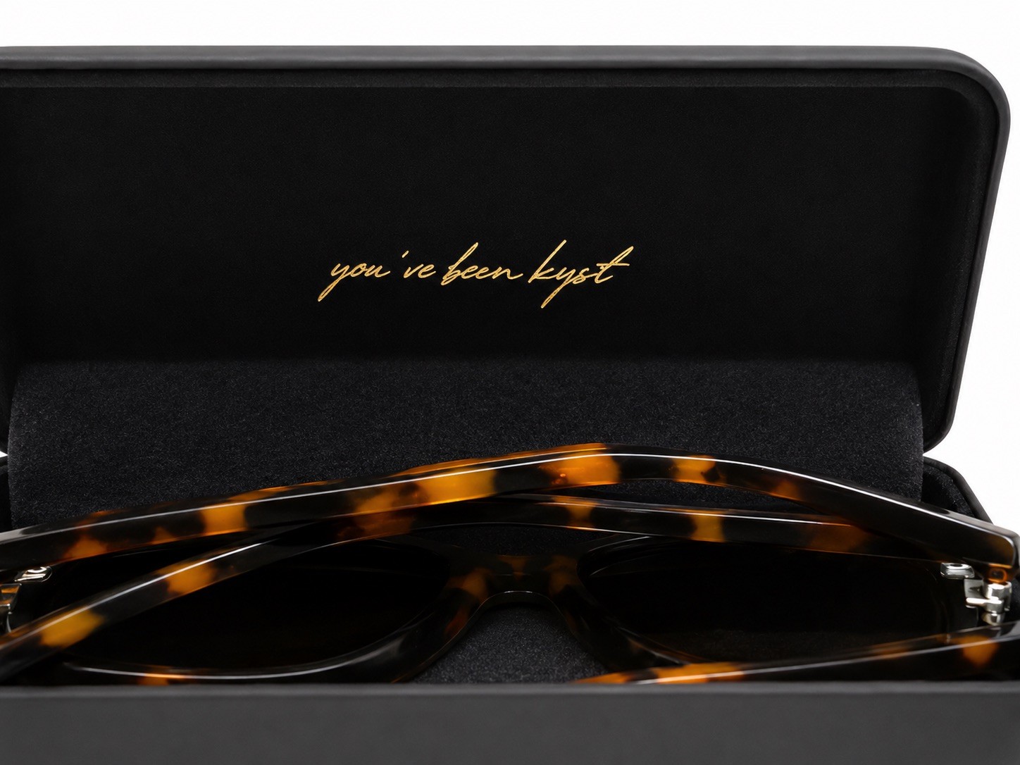 SOL KYST After Glow Tortoise Shell Sunglasses Brown Gradient Lenses w/Case Cloth