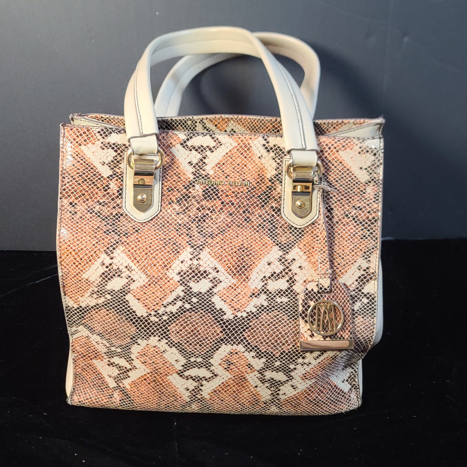Antonio Melani Snakeskin Tote Purse Zip Closure Ivory Handles Charm Gold