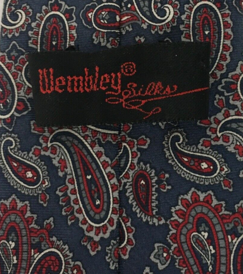 Wembley Silks Neck Tie Dark Blue Red White Paisley Silk 3.25 in Wide 57 in Long