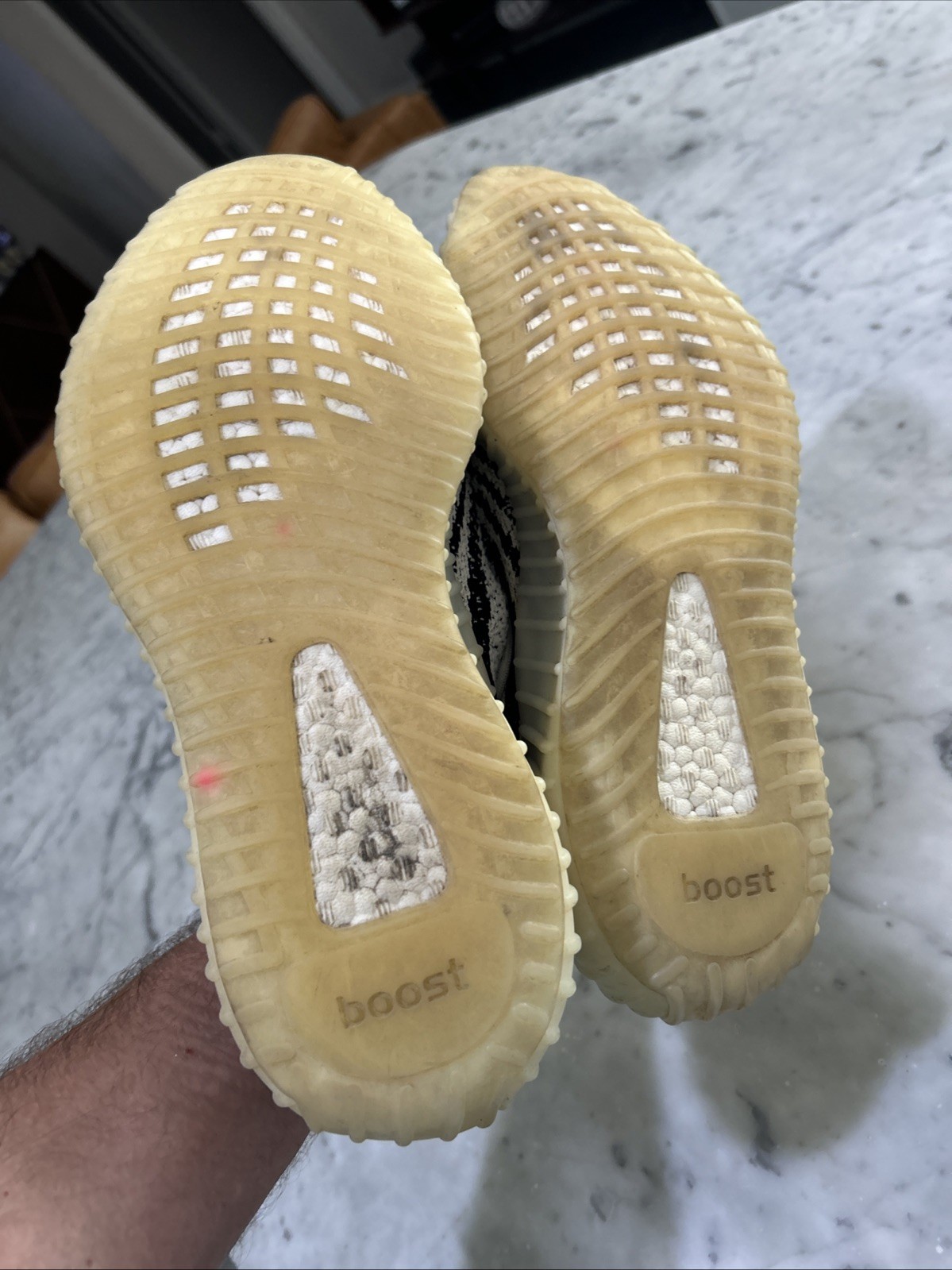 Size 9 – adidas Yeezy Boost 350 V2 Low Zebra